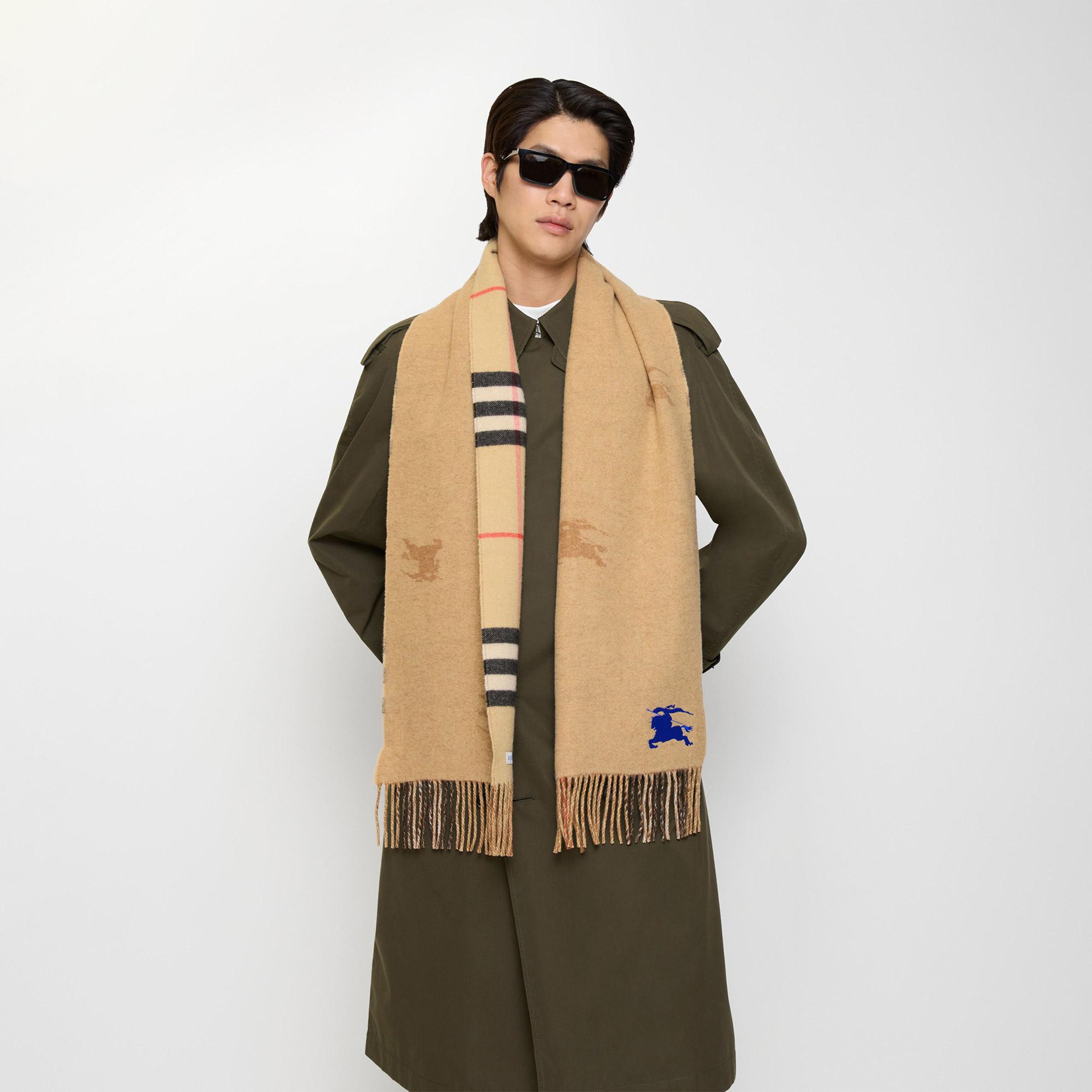 Burberry Reversible EKD Check Cashmere Kadın Bej Atkı