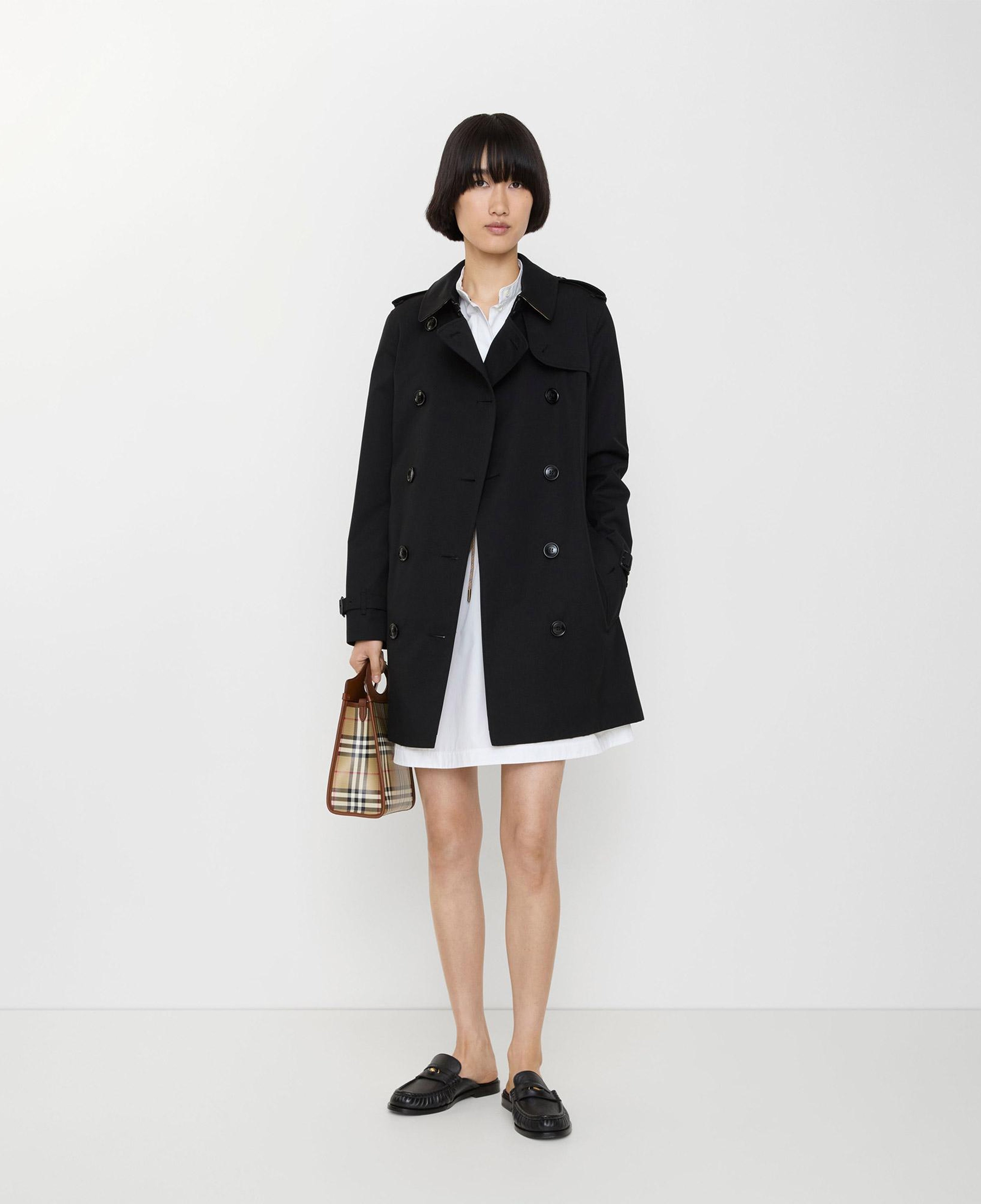 Burberry Short Kensington Heritage Kadın Siyah Trençkot