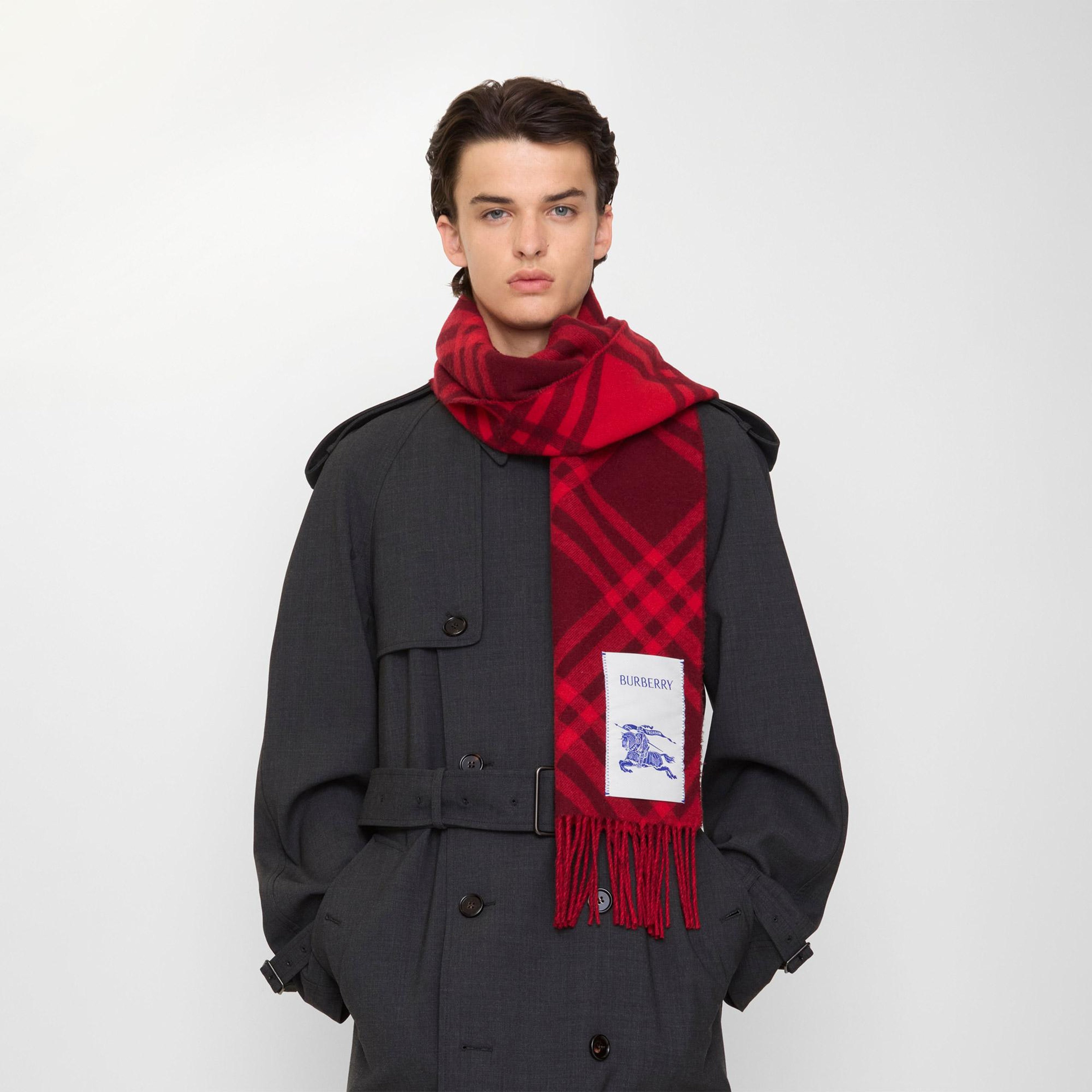 Burberry 168X30 Tbar Bias Check Kadın Kırmızı Atkı