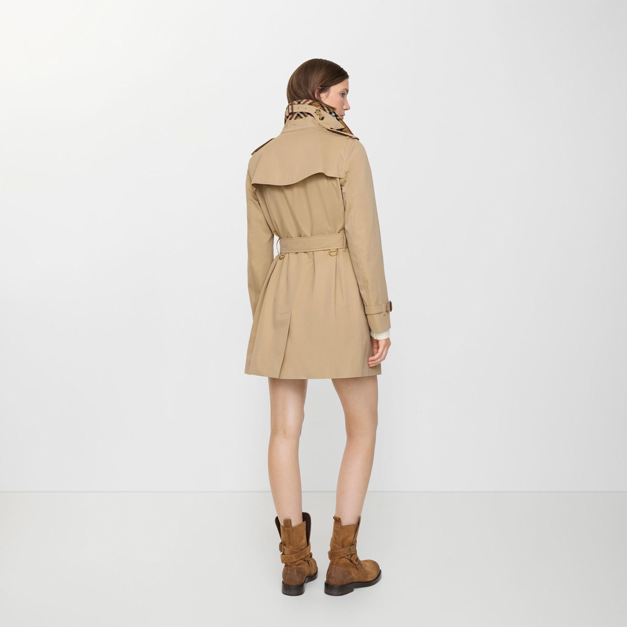 Burberry Short Kensington Heritage Kadın Bej Trençkot