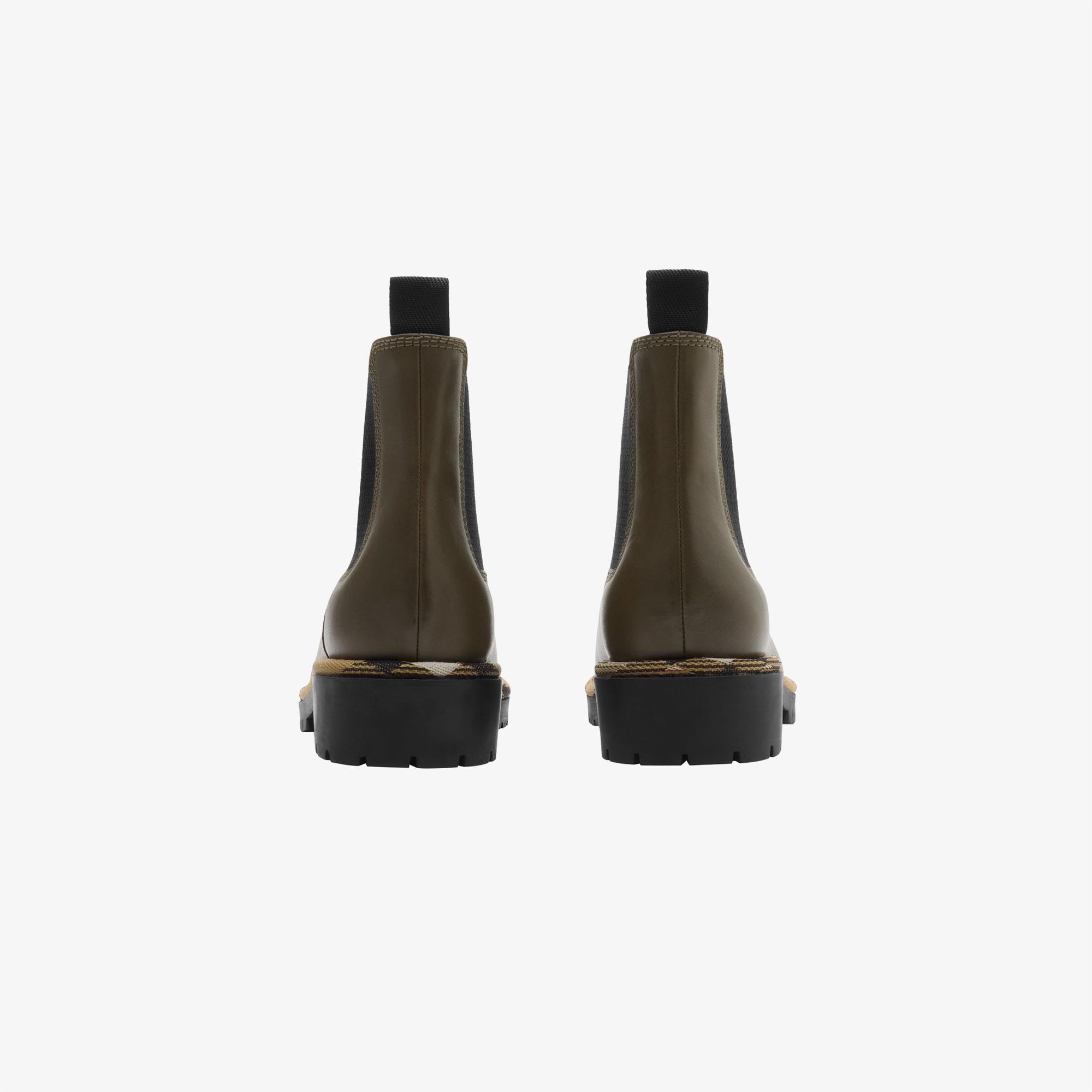 Burberry Gravel Chelsea Kadın Siyah Bot