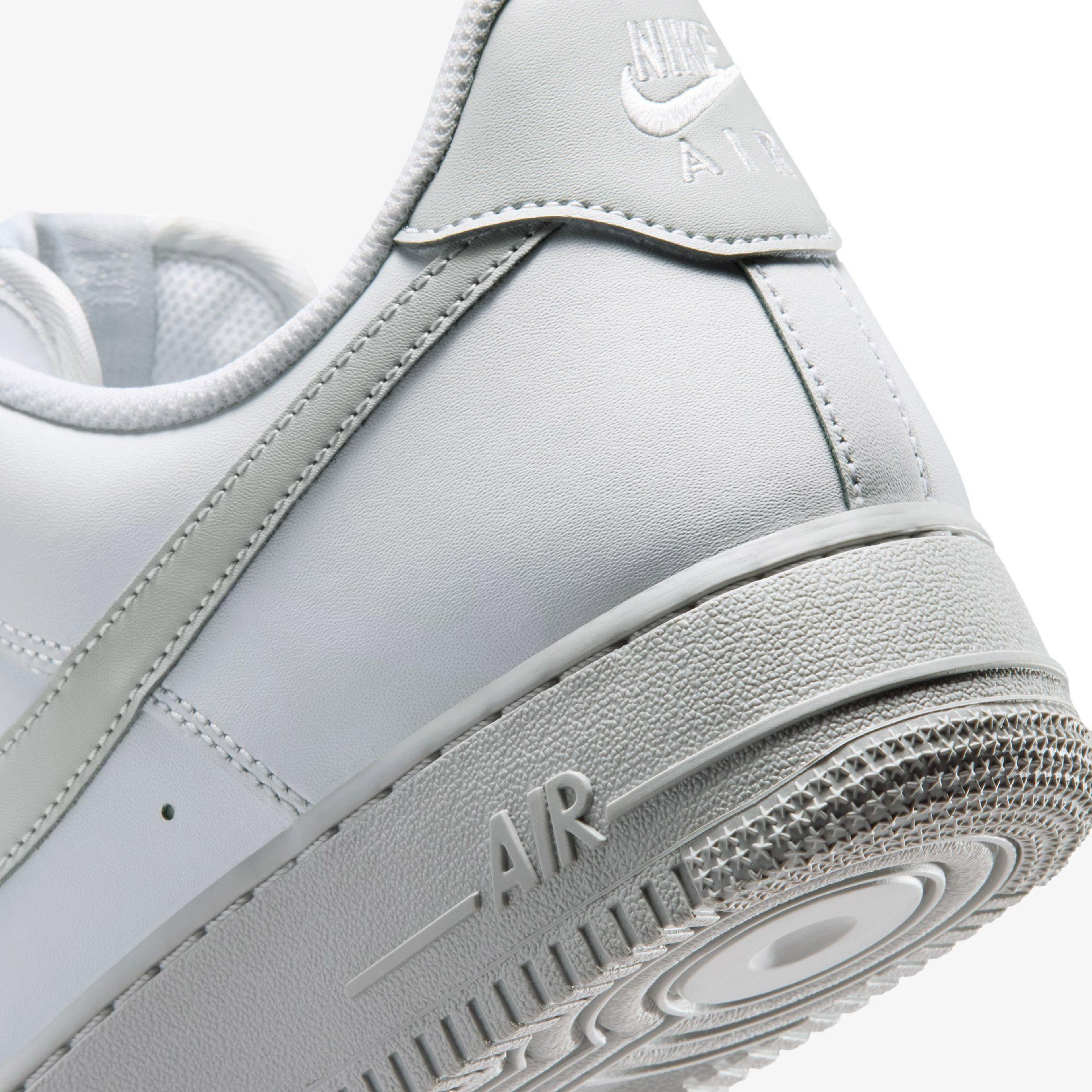 Nike Air Force 1 '07 Erkek Beyaz Spor Ayakkabı