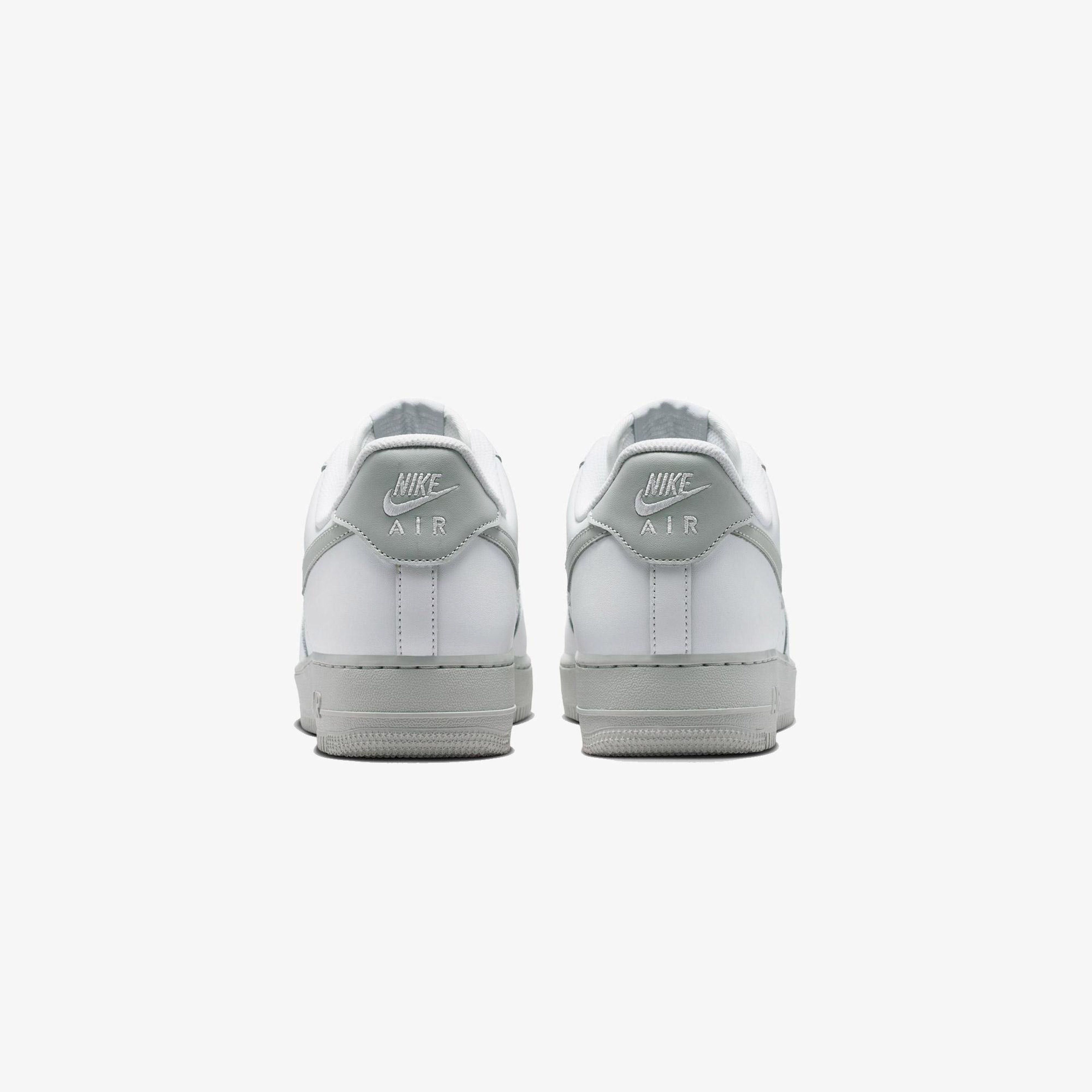 Nike Air Force 1 '07 Erkek Beyaz Spor Ayakkabı