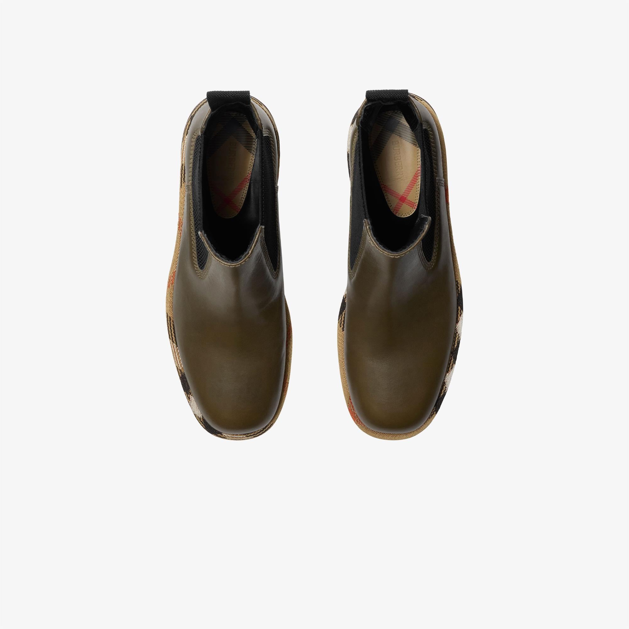 Burberry Gravel Chelsea Kadın Siyah Bot