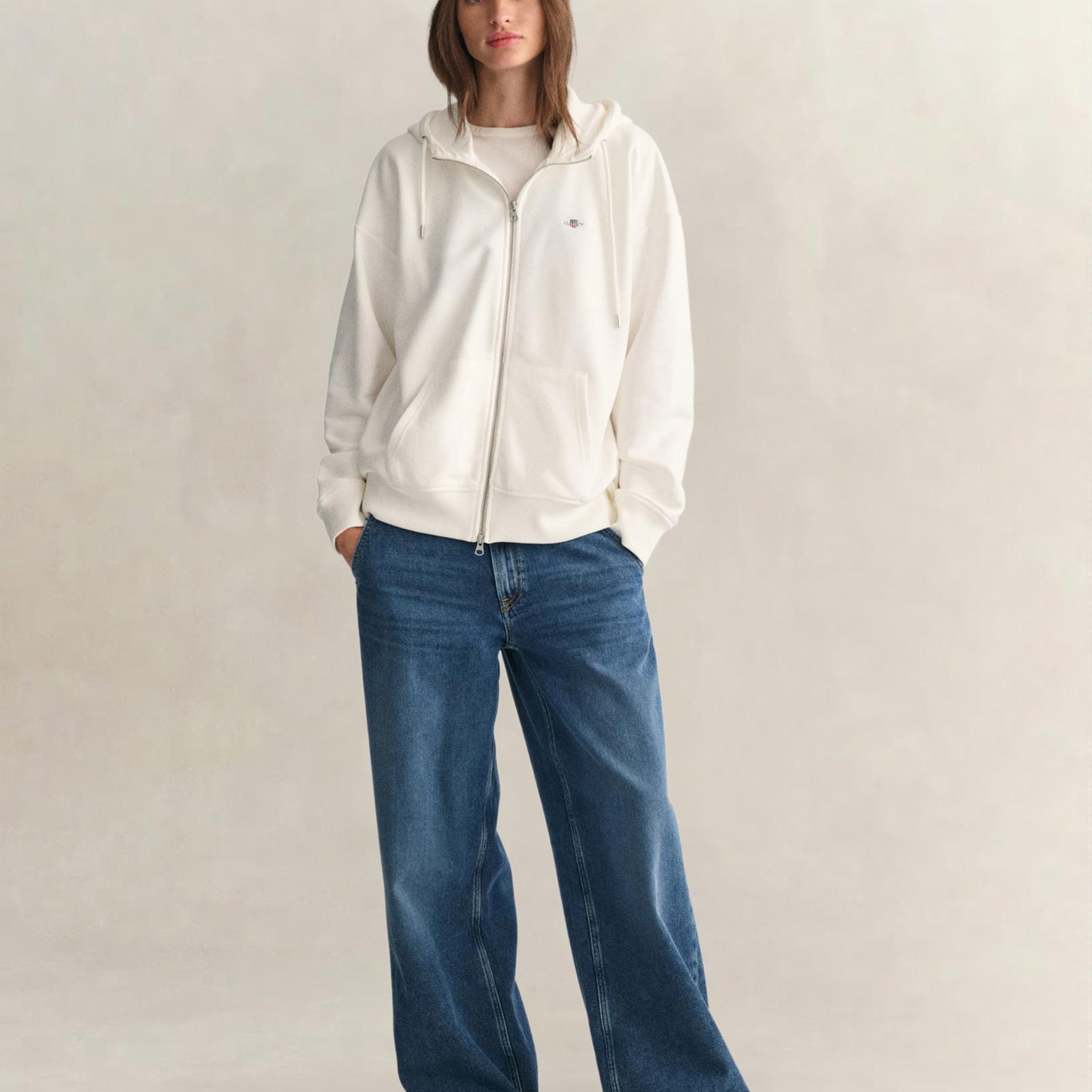 GANT Kadın Beyaz Relaxed Fit Kapüşonlu Sweatshirt