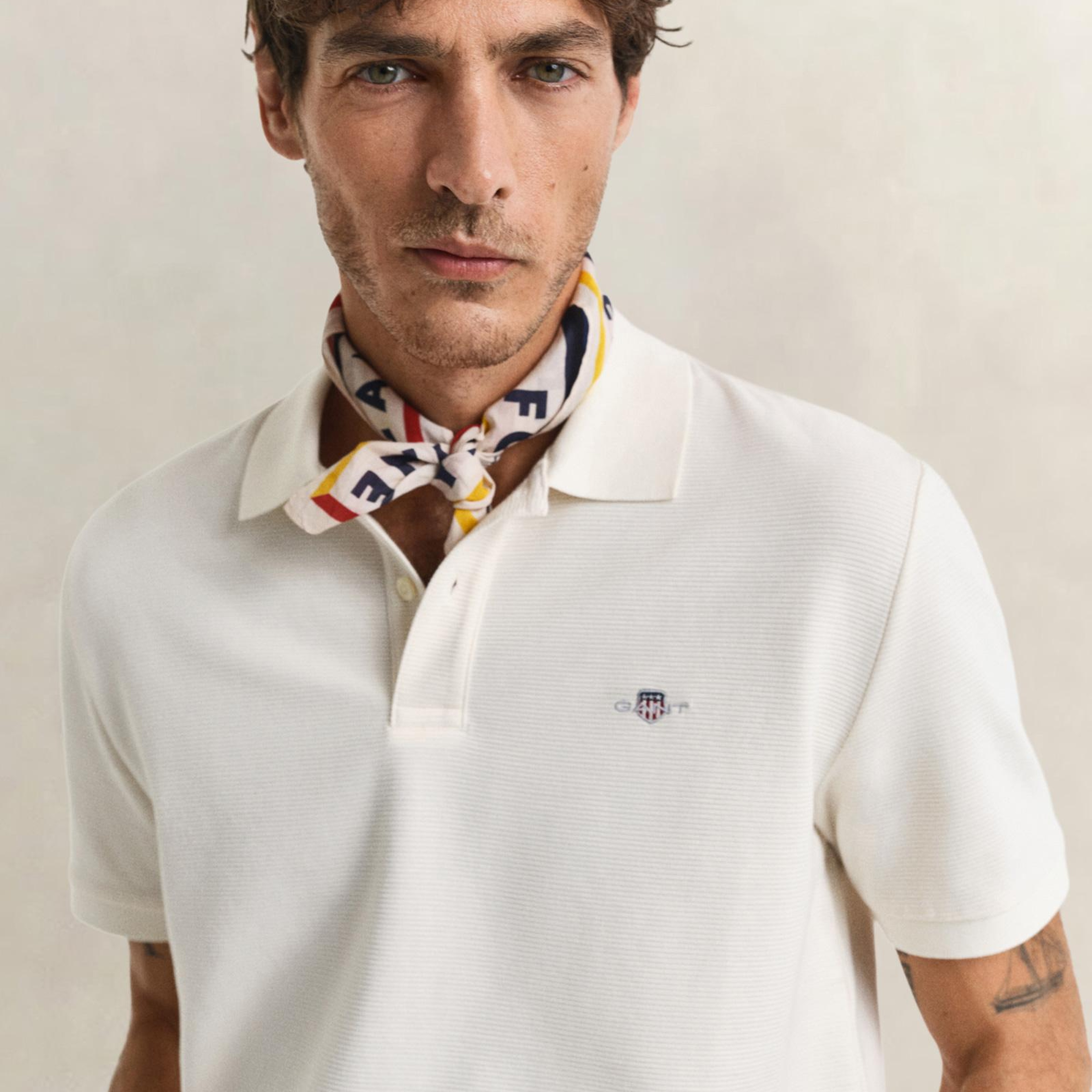 GANT Erkek Krem Regular Fit Logolu Polo Yaka T-Shirt