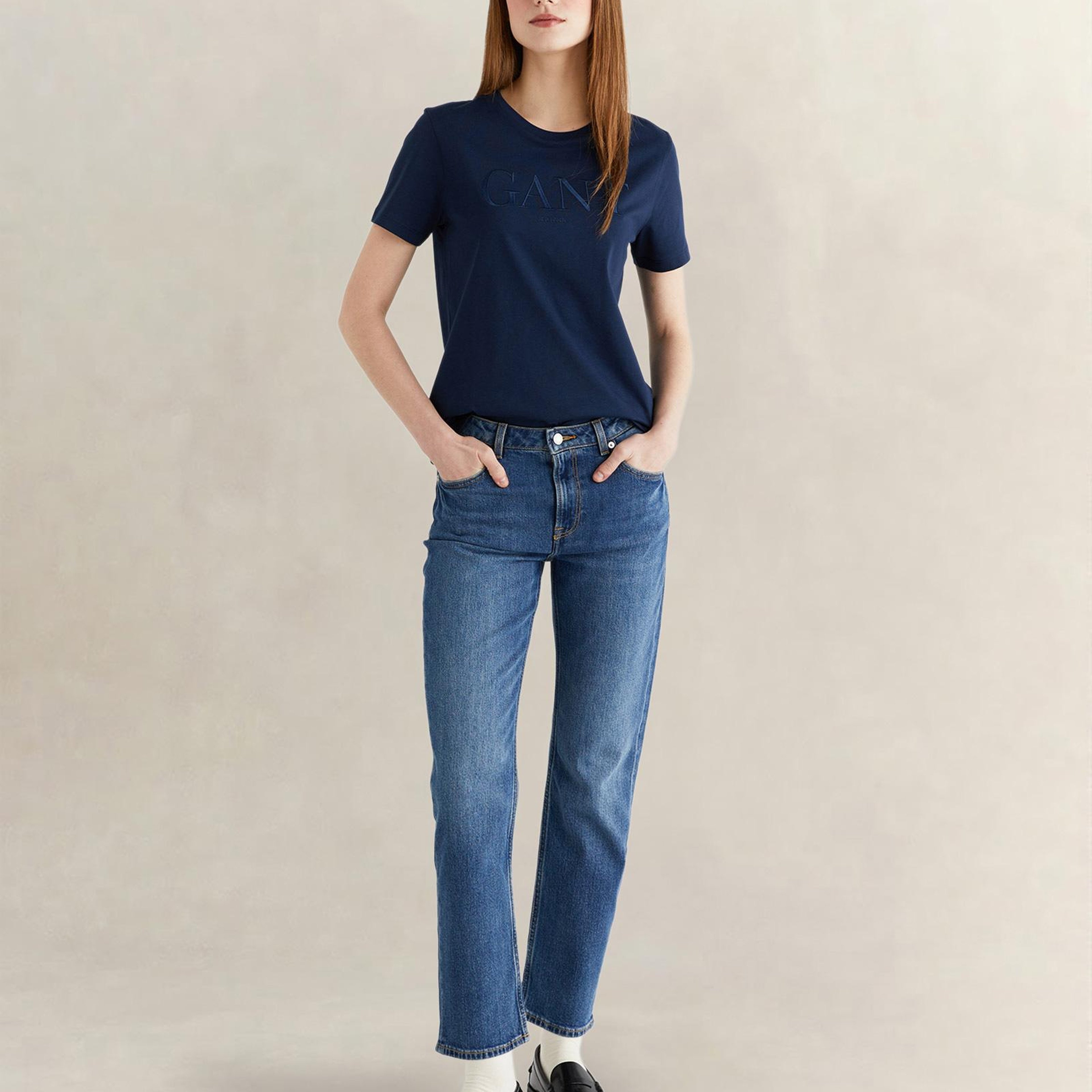 GANT Kadın Lacivert Bisiklet Yaka Regular Fit T-Shirt