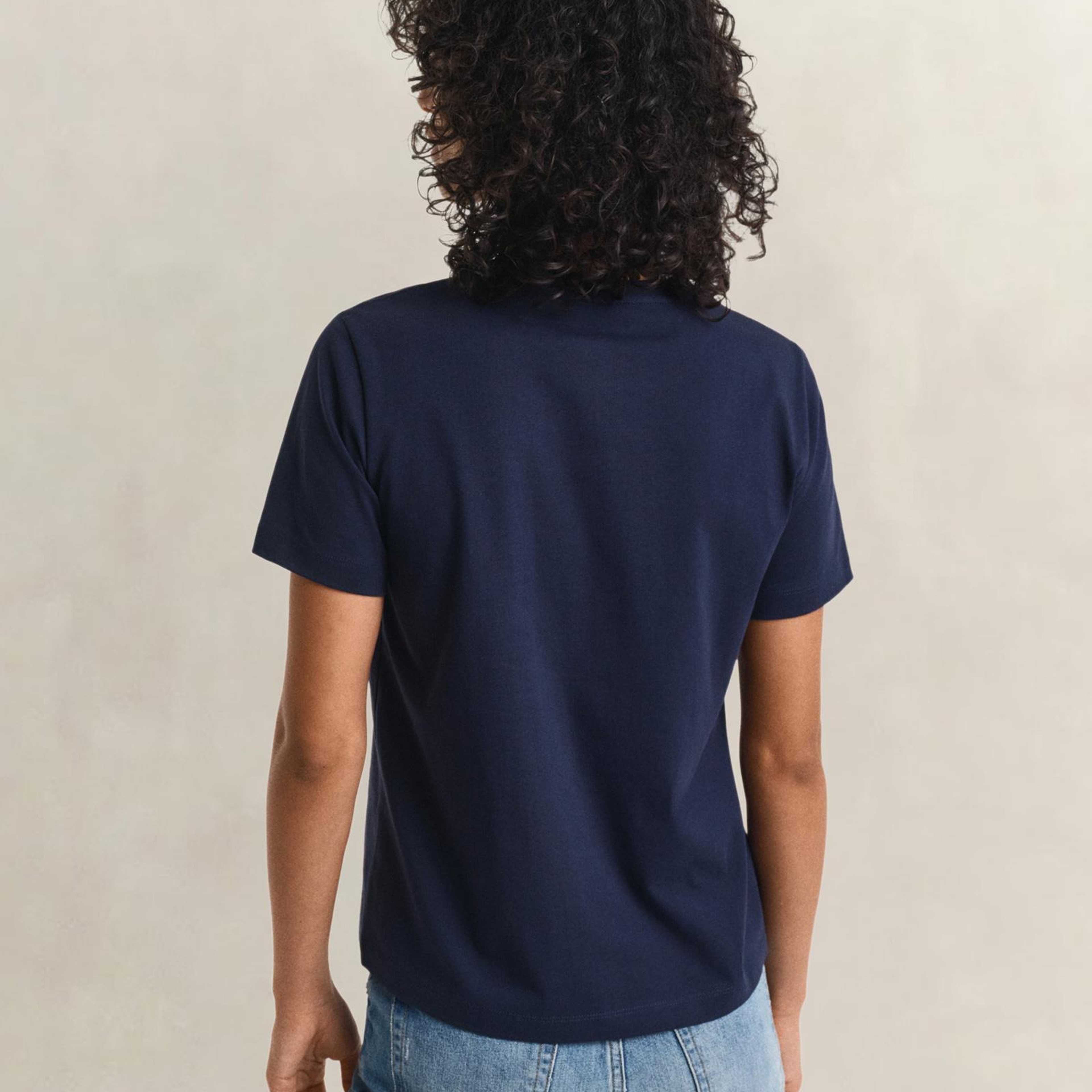 GANT Kadın Lacivert Bisiklet Yaka Regular Fit T-Shirt