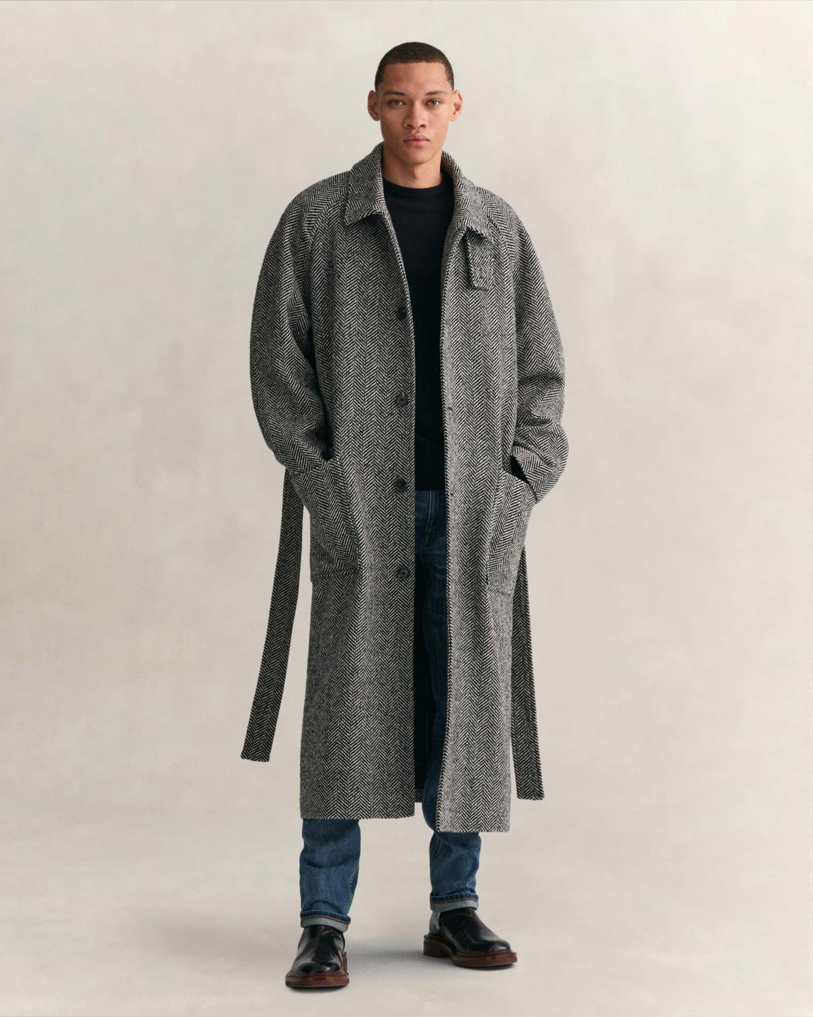 GANT Erkek Siyah Regular Fit Bisiklet Yaka Yün Kazak