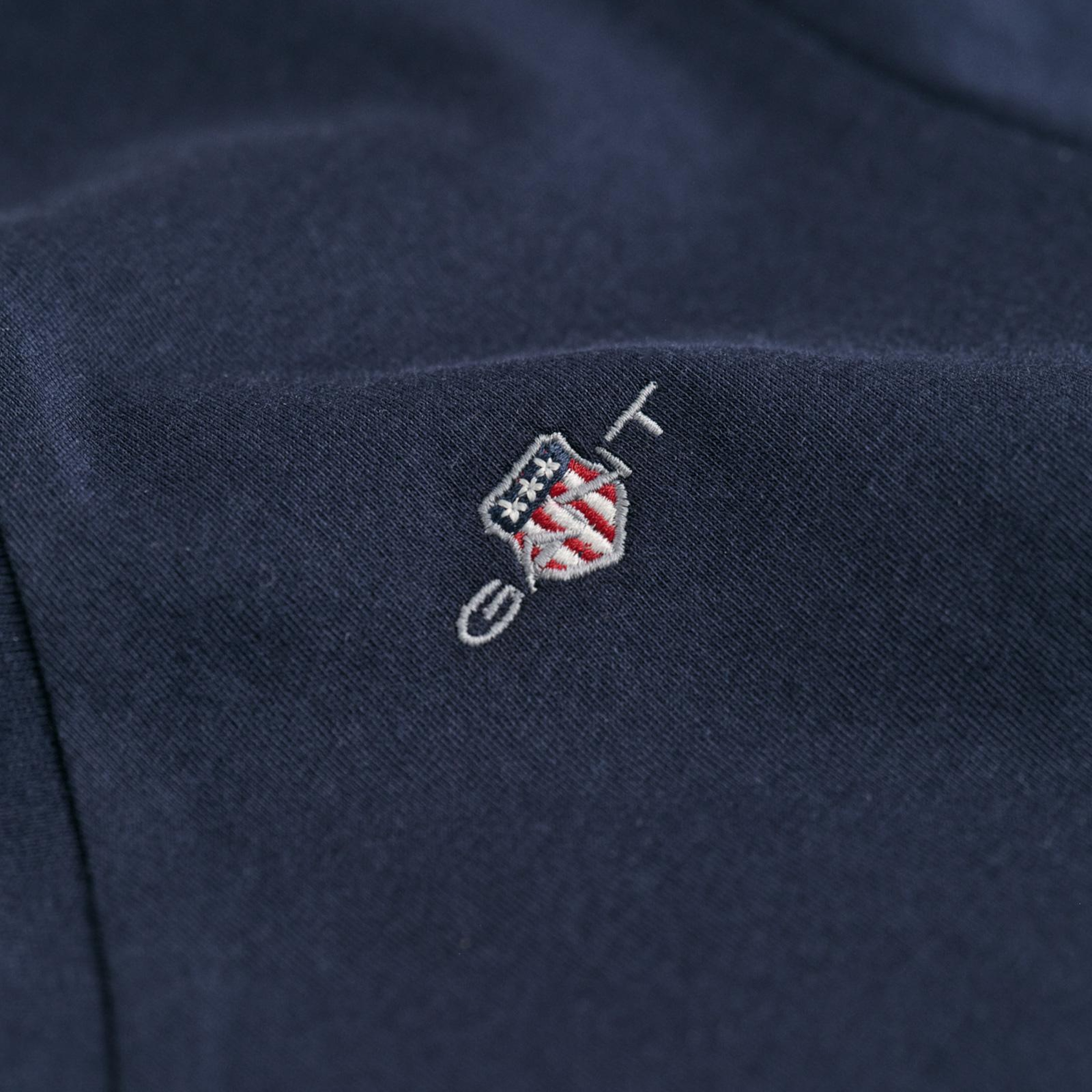 GANT Kadın Lacivert V Yaka Regular Fit Logolu T-Shirt