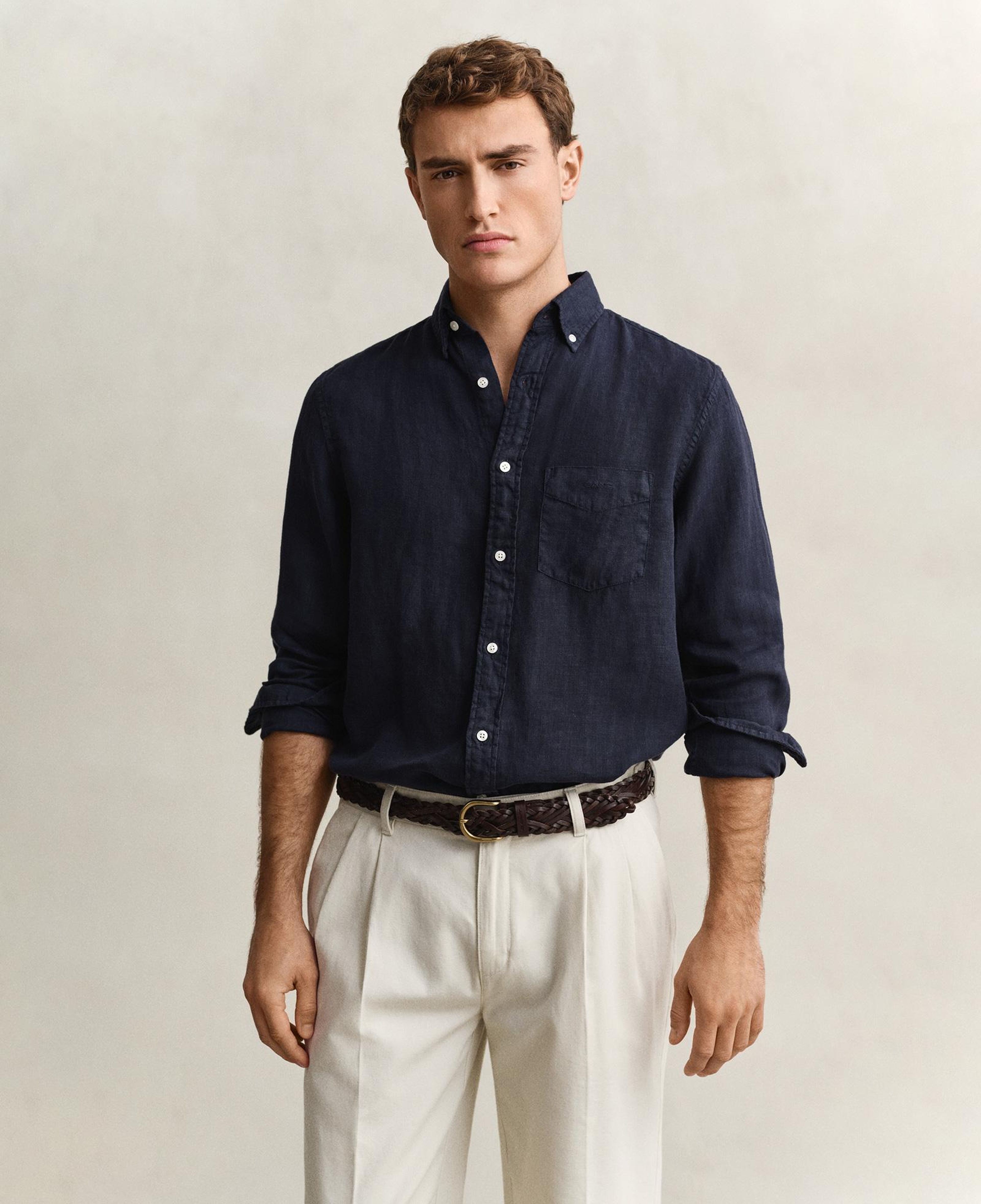 GANT Erkek Lacivert Regular Fit Düğmeli Yaka Keten Gömlek