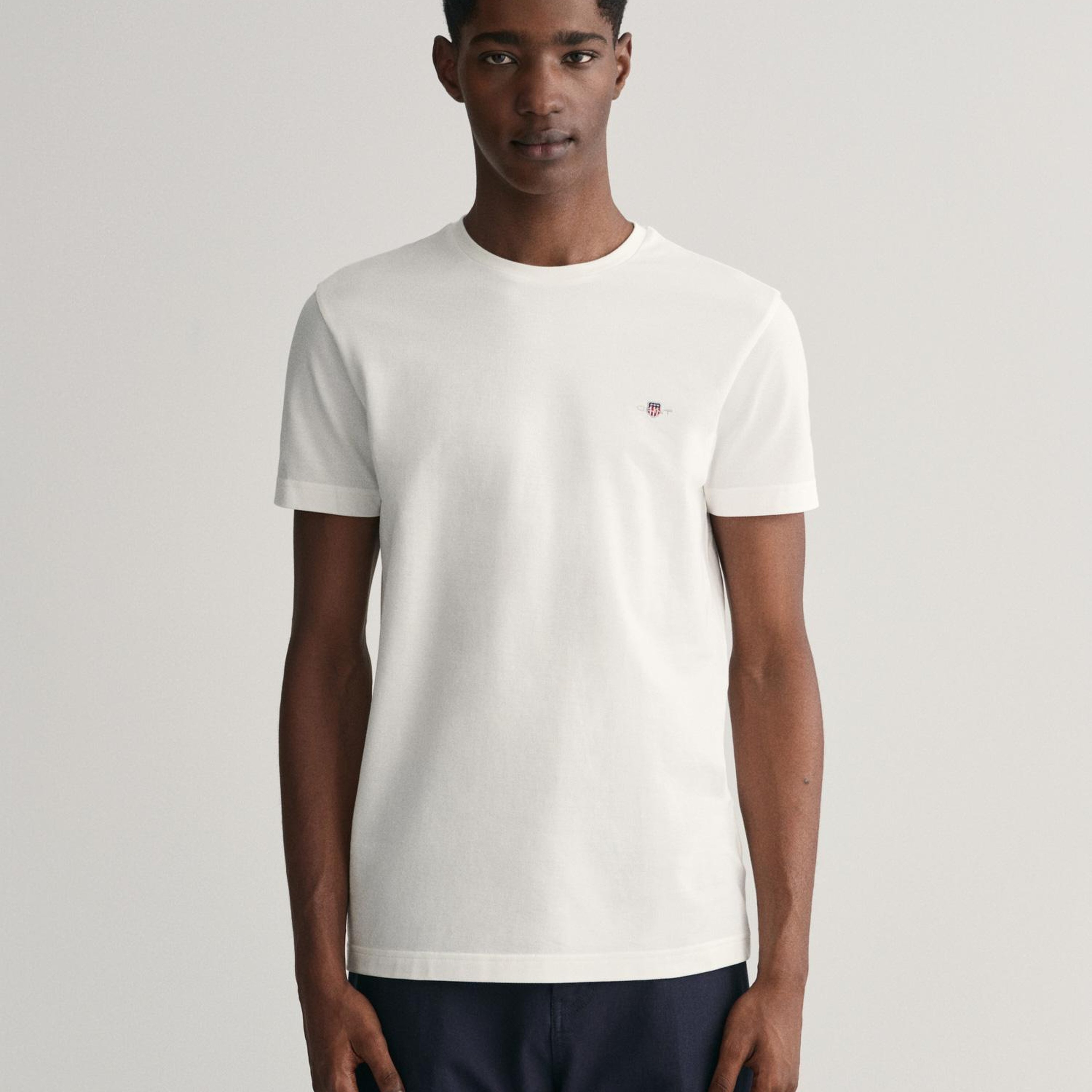 GANT Erkek Beyaz Slim Fit Bisiklet Yaka T-Shirt