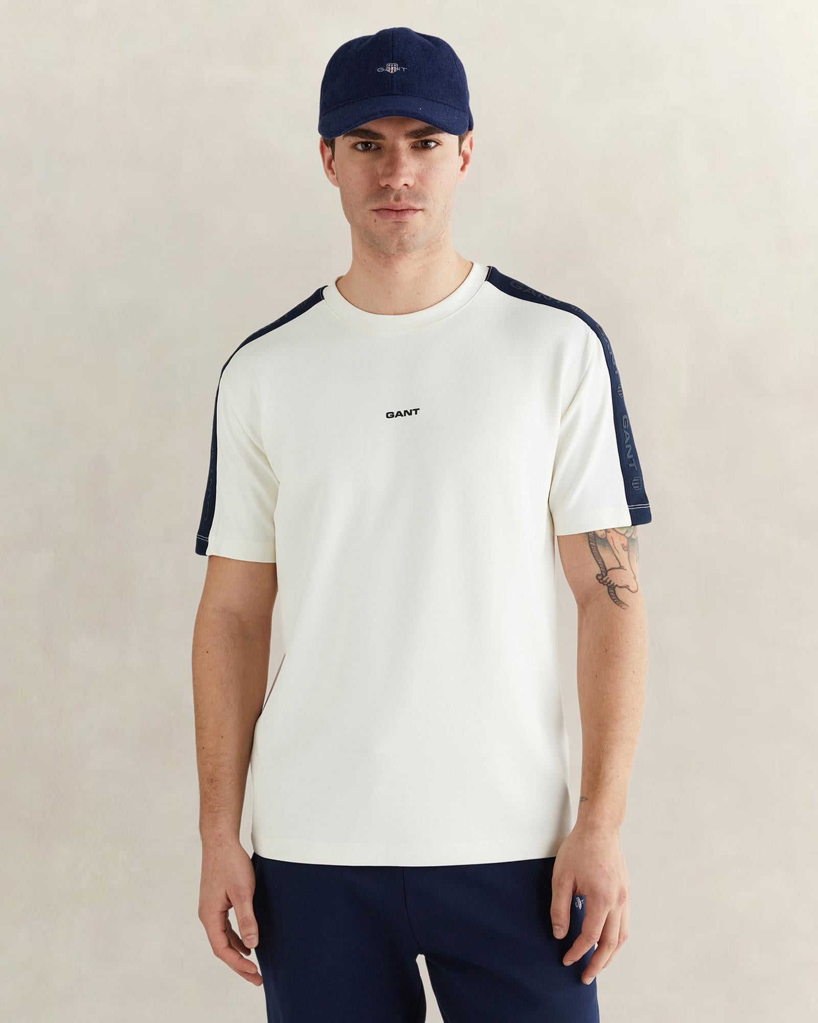 GANT Erkek Beyaz Kısa Kollu T-Shirt