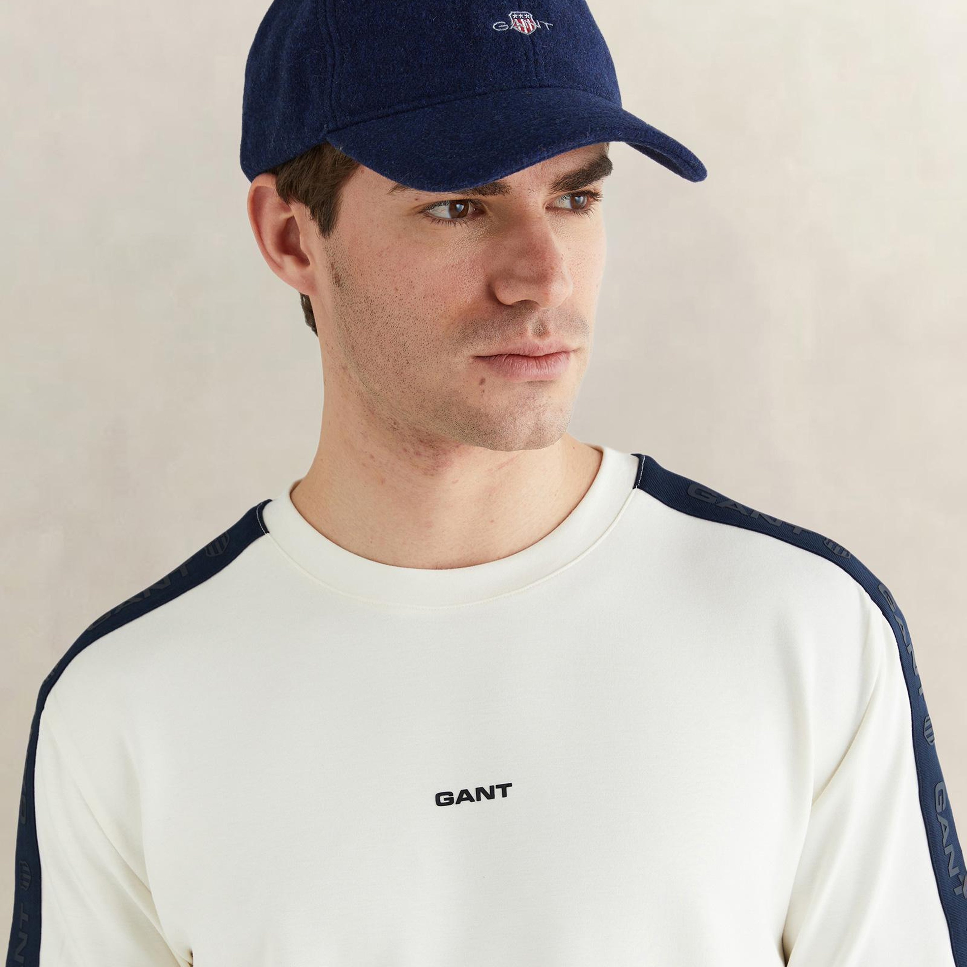 GANT Erkek Beyaz Kısa Kollu T-Shirt