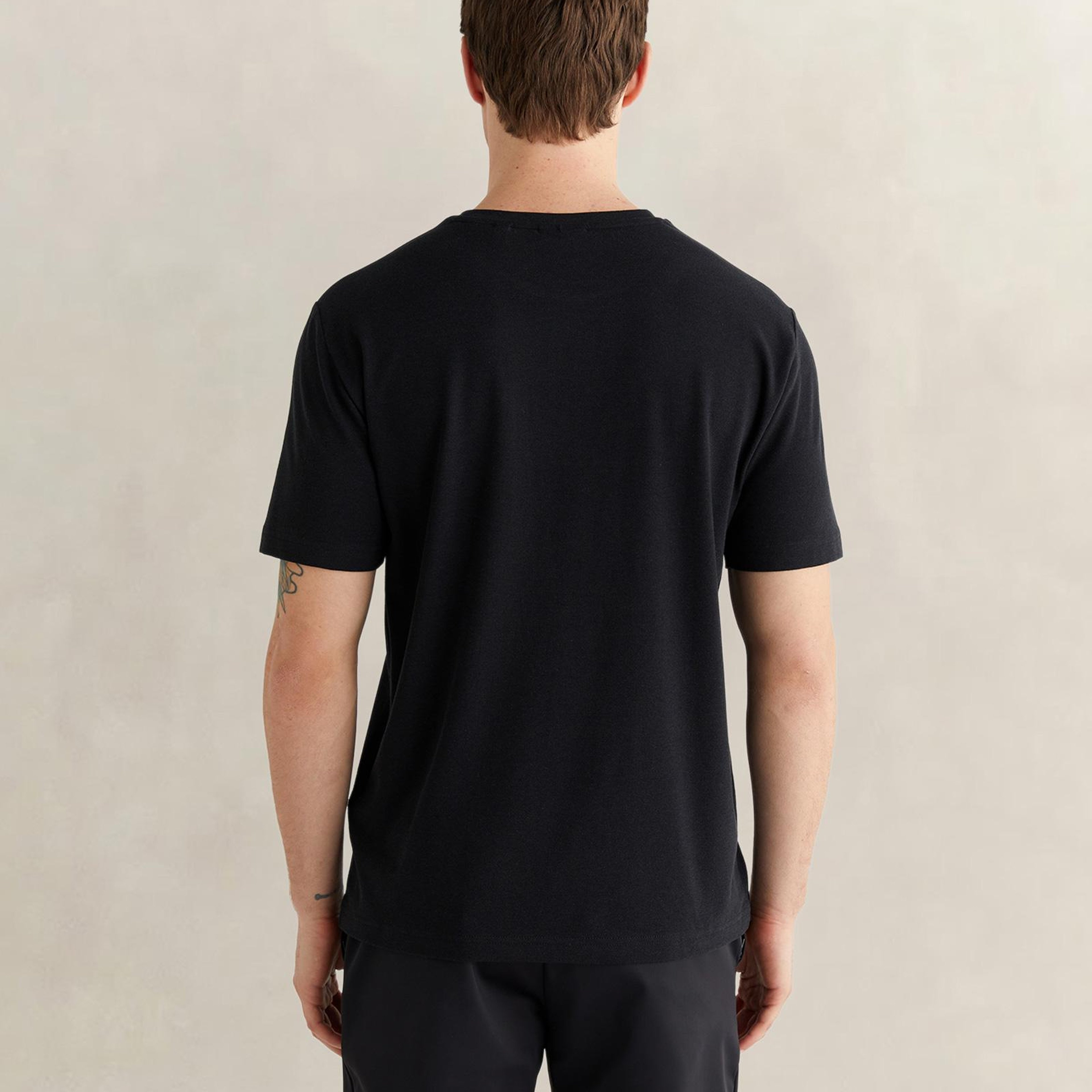 GANT Erkek Siyah Kısa Kollu T-Shirt