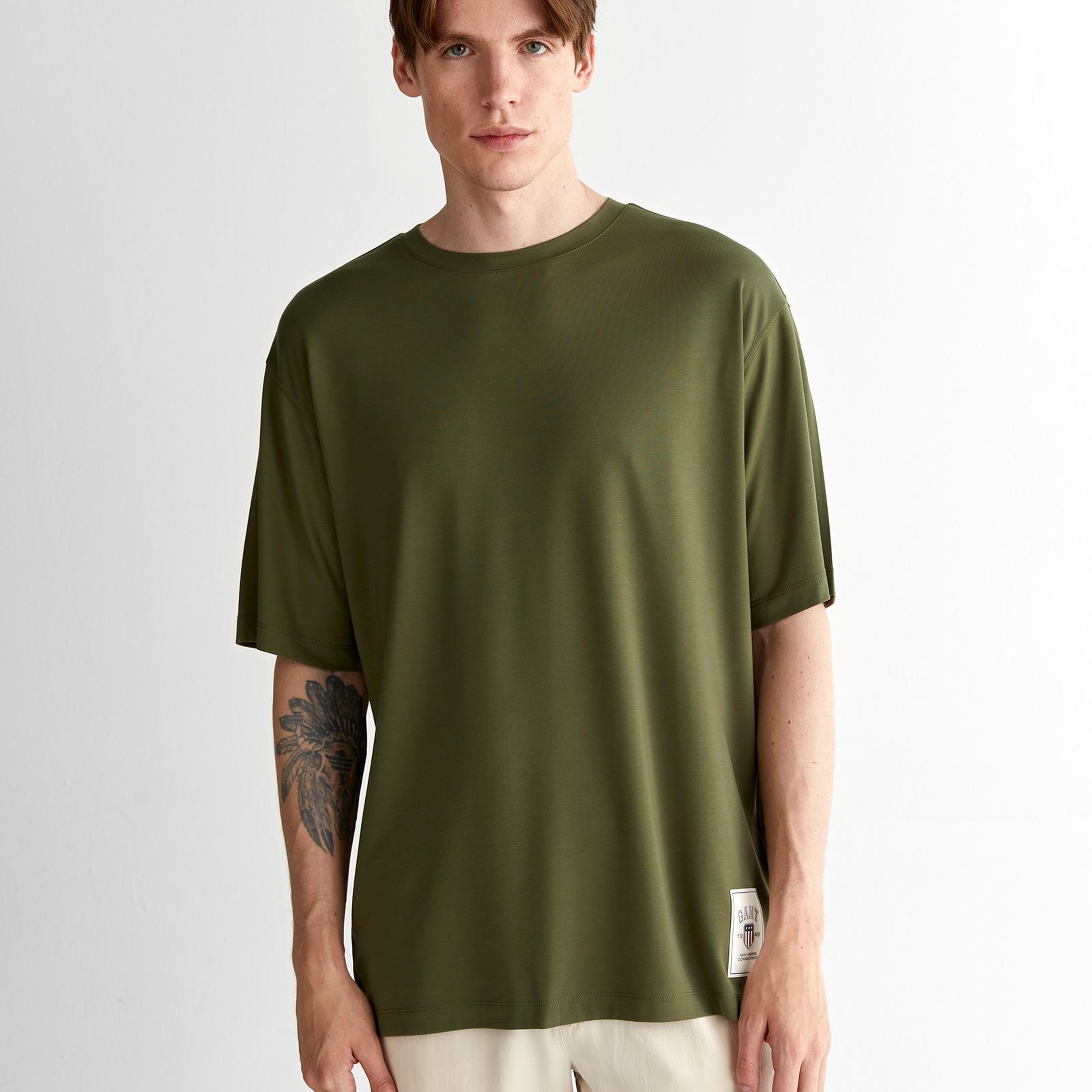 GANT Erkek Yeşil Relaxed Fit Bisiklet Yaka Logolu T-Shirt