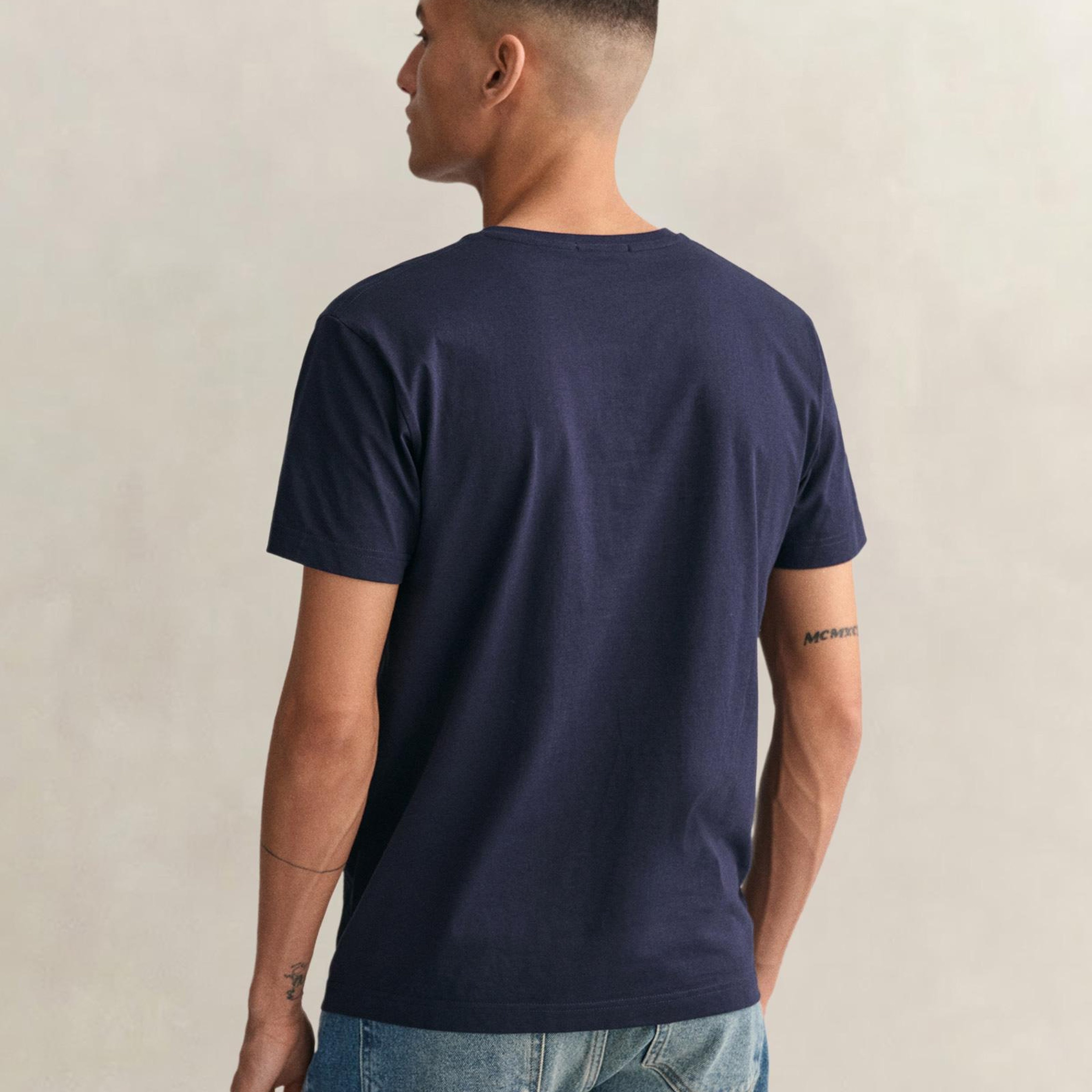 GANT Erkek Lacivert Slim Fit V Yaka T-Shirt