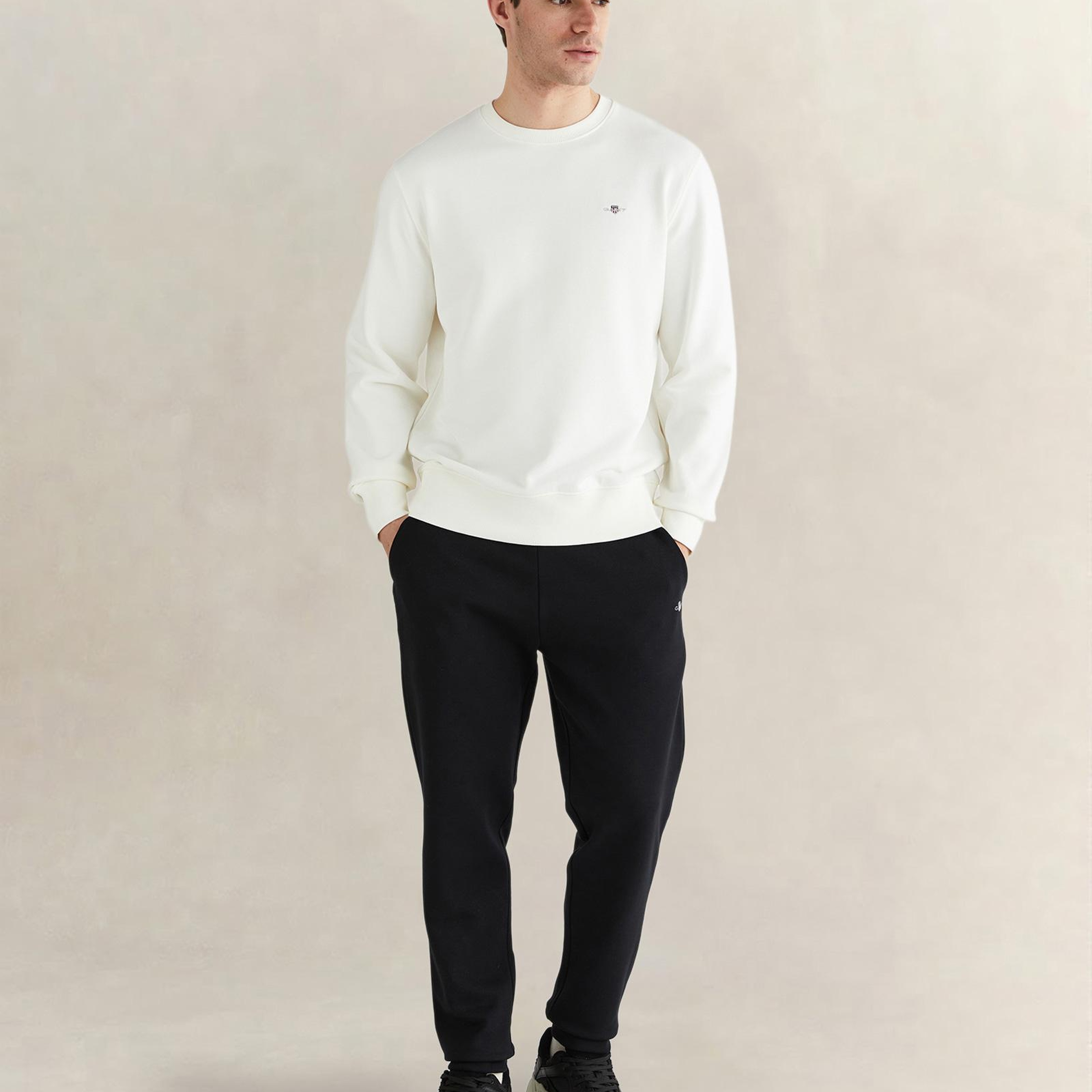 GANT Erkek Siyah Regular Fit Logolu Eşofman Altı