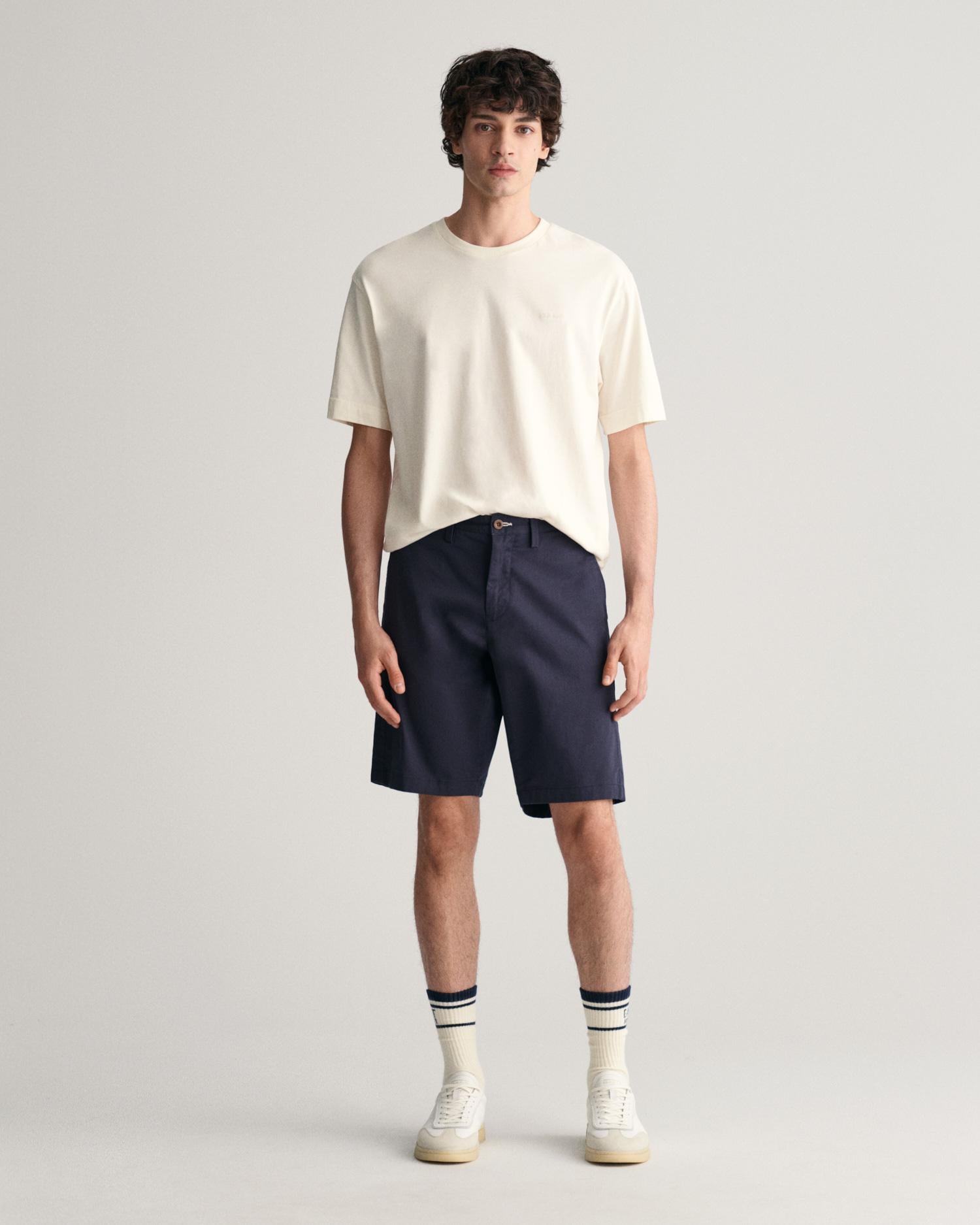 GANT Erkek Lacivert Relaxed Fit Chino Şort