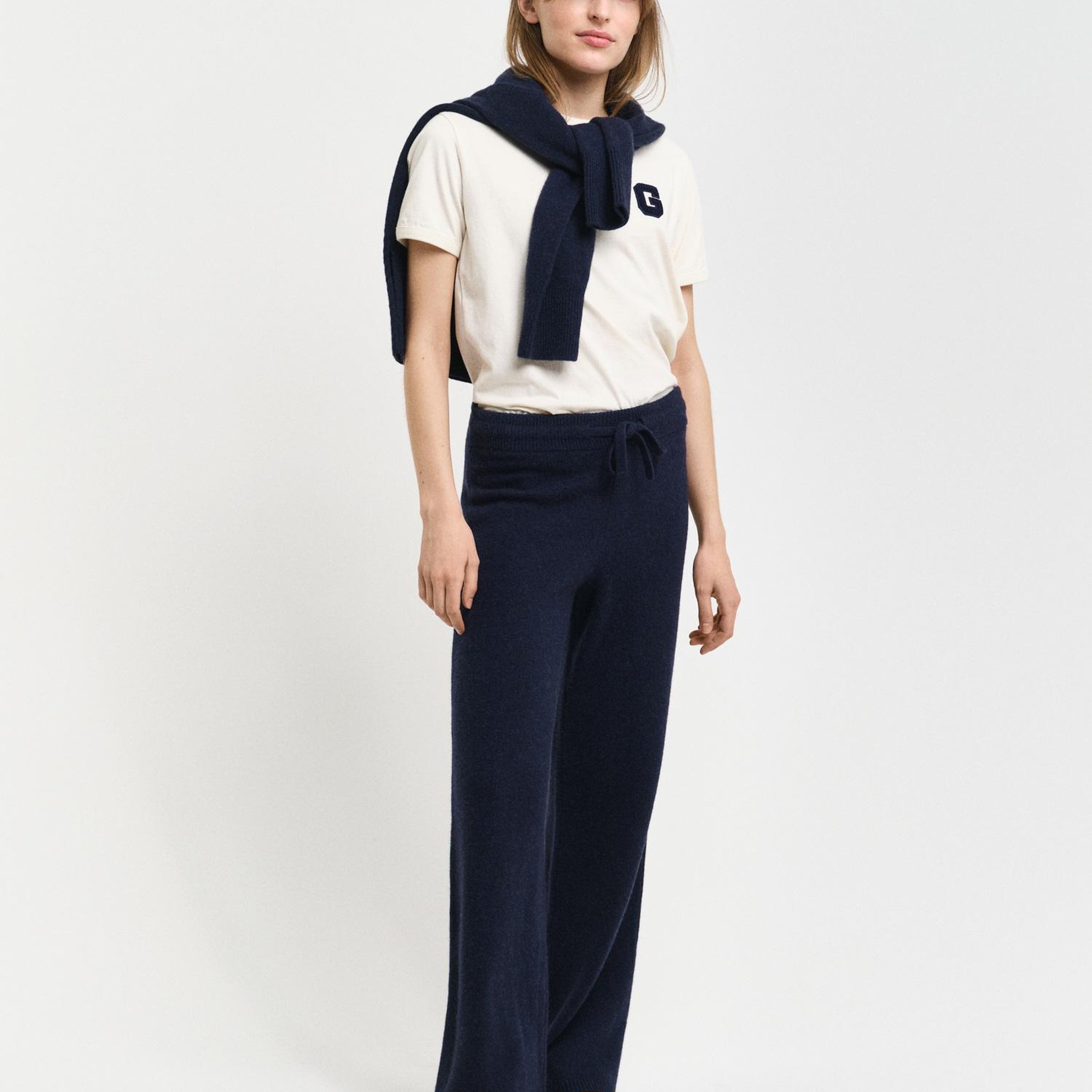 GANT Kadın Lacivert Regular Fit Pantolon