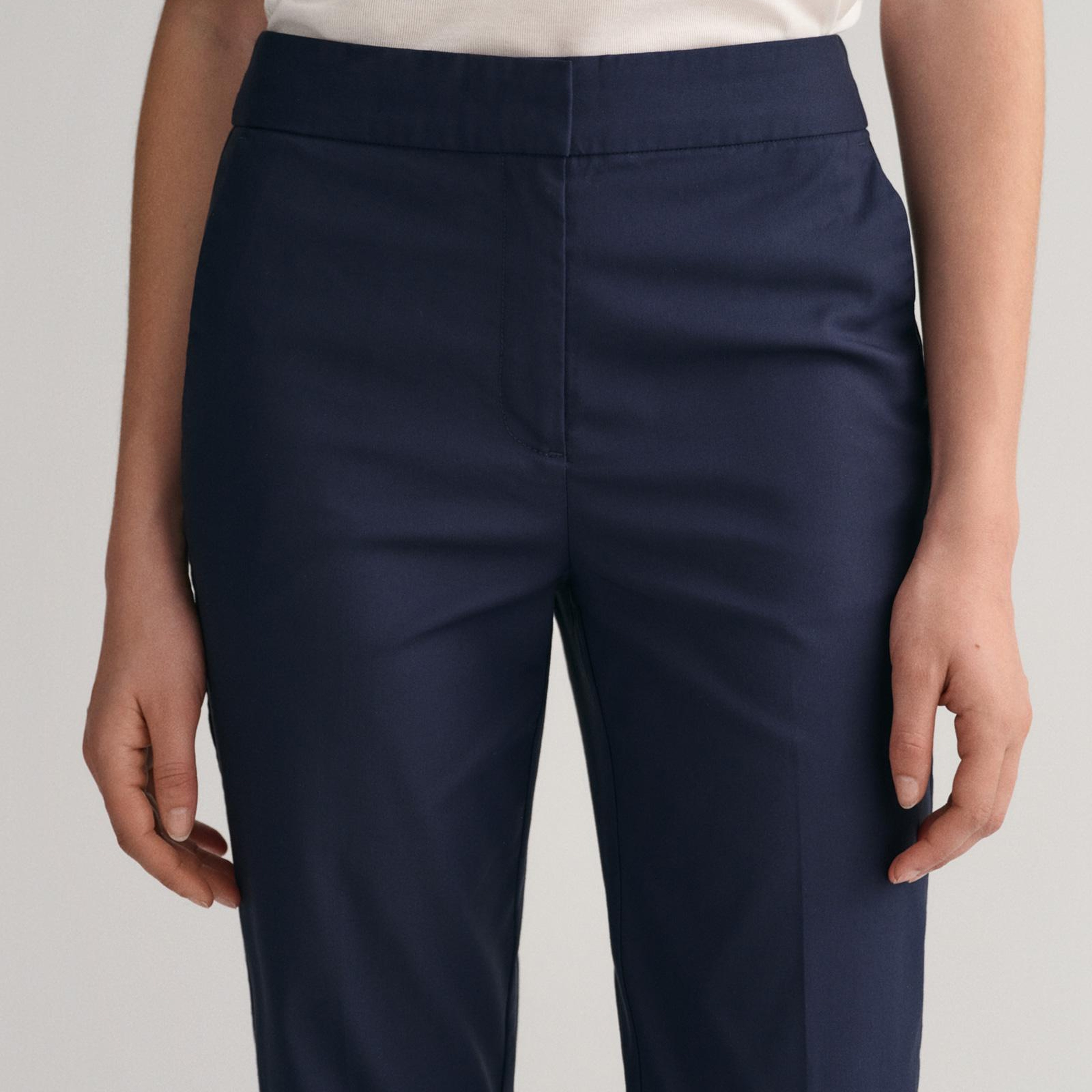 GANT Kadın Lacivert Slim Fit Pantolon