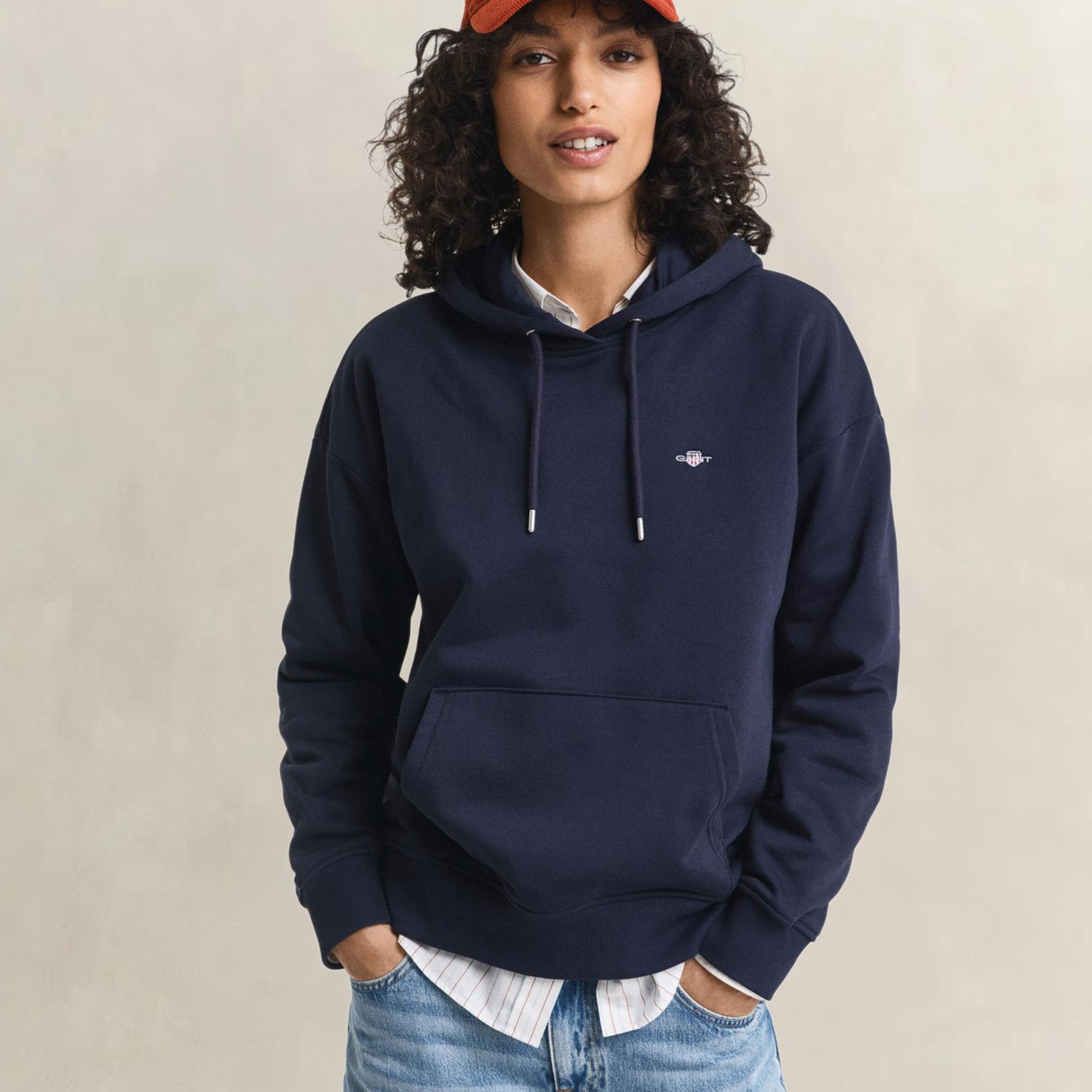 GANT Kadın Lacivert Relaxed Fit Kapüşonlu Sweatshirt