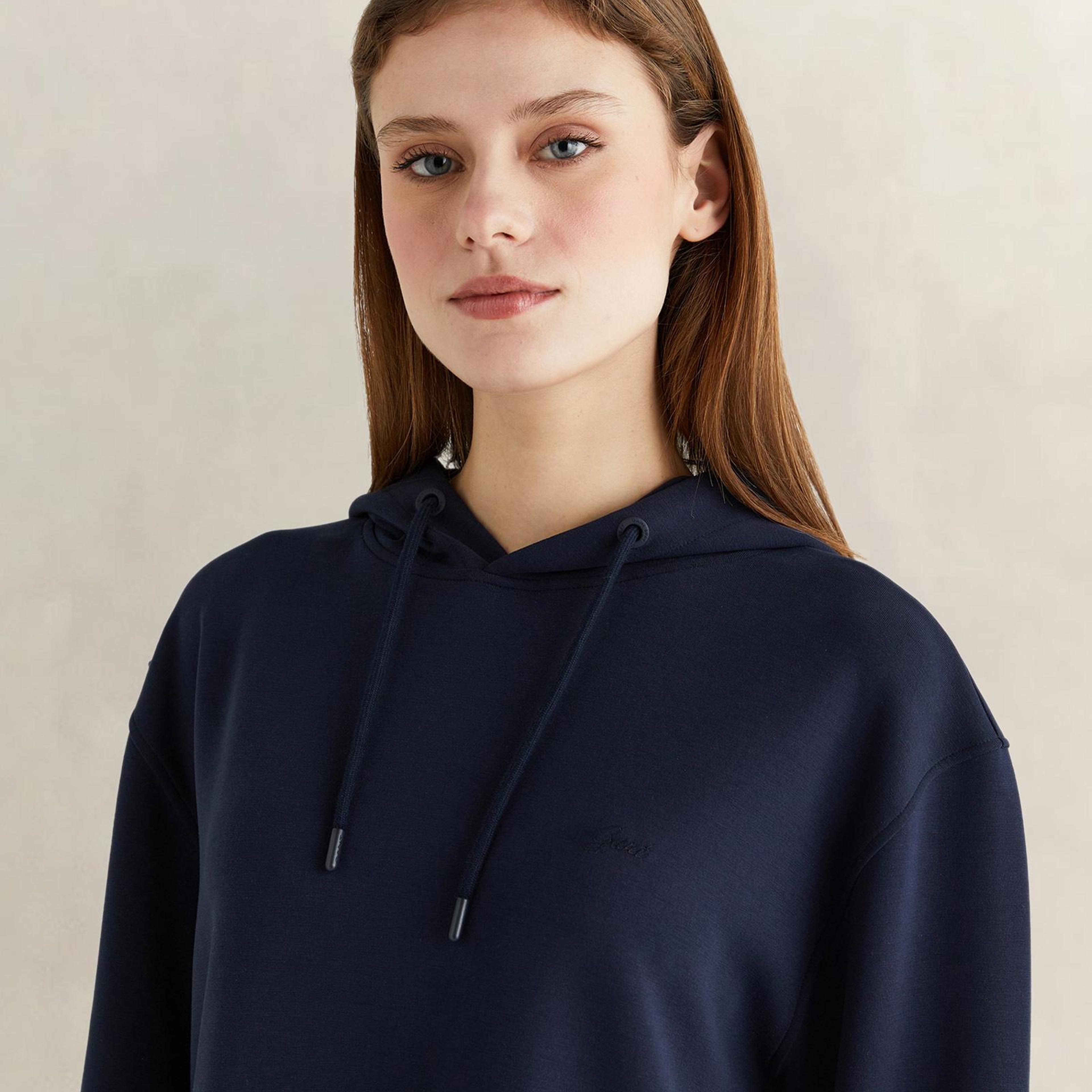 GANT Kadın Lacivert Oversize Fit Kapüşonlu Sweatshirt