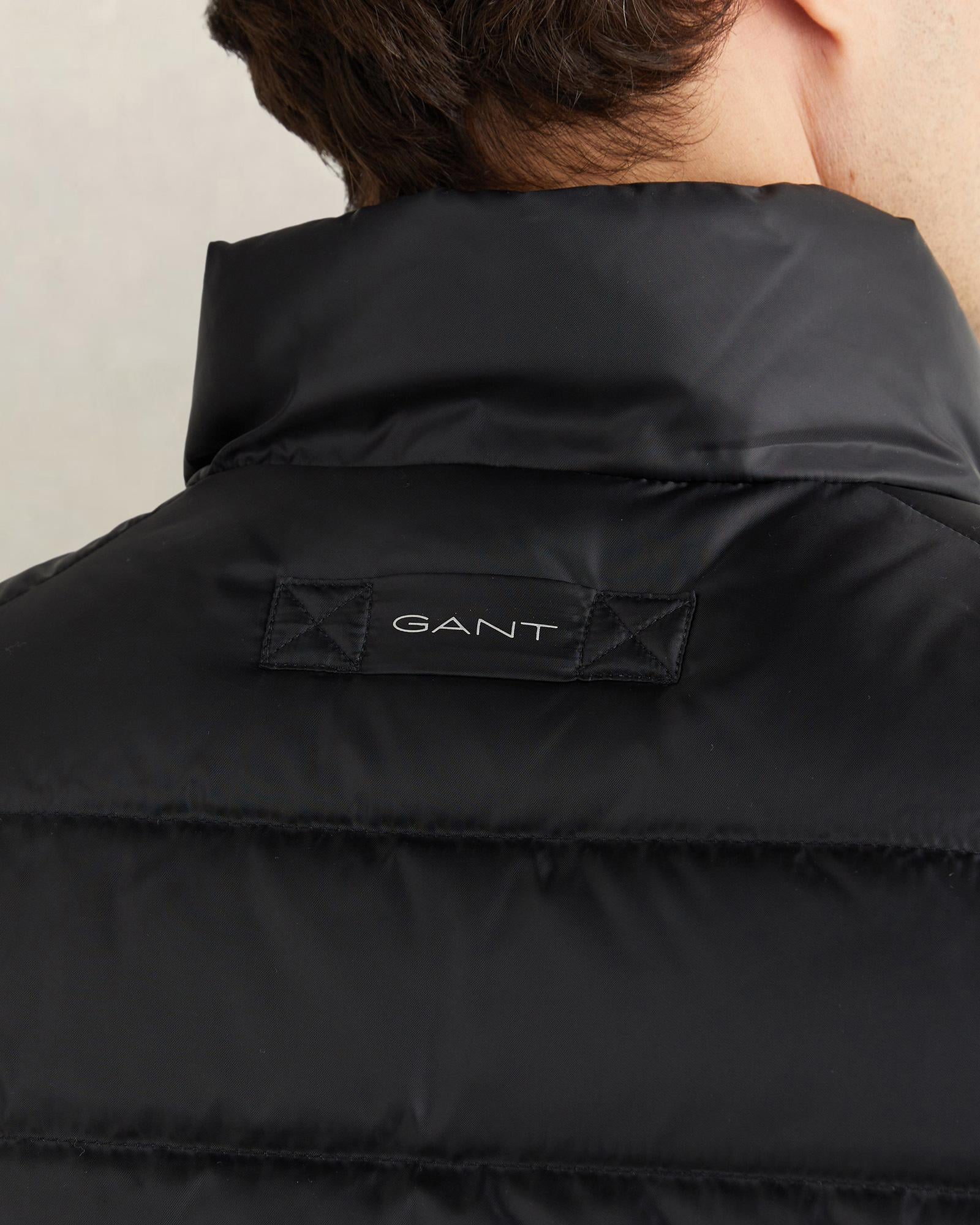 GANT Erkek Siyah Regular Fit Dik Yaka Kaz Tüyü Yelek