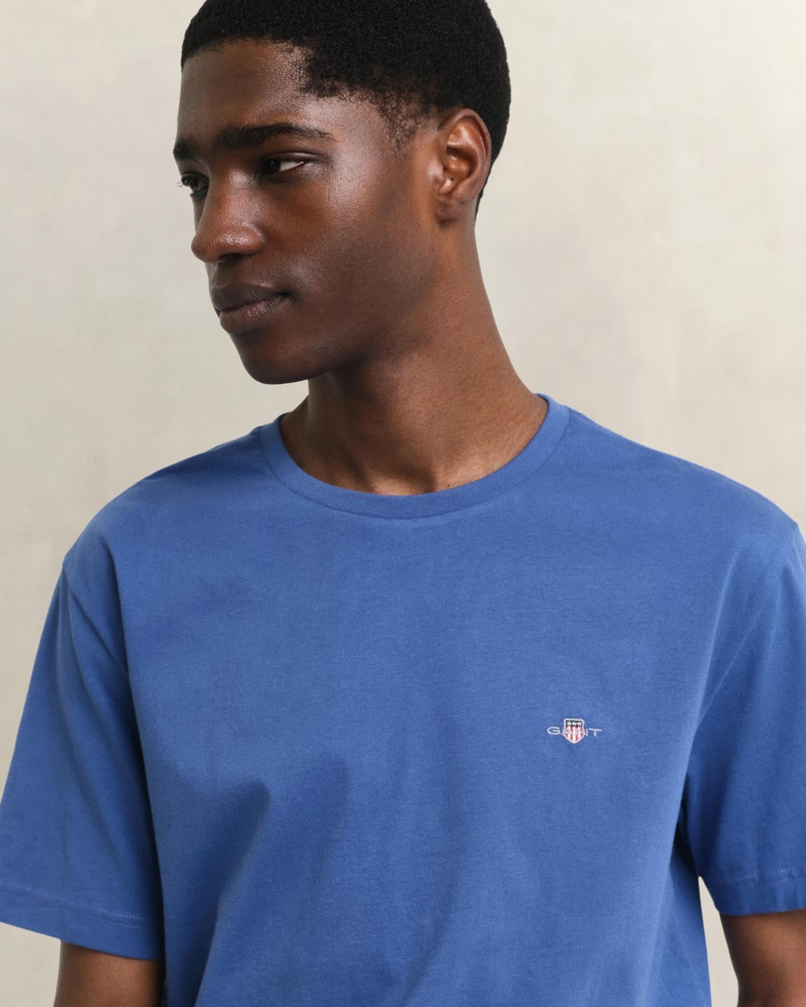 GANT Erkek Mavi Bisiklet Yaka Regular Fit Logolu T-Shirt