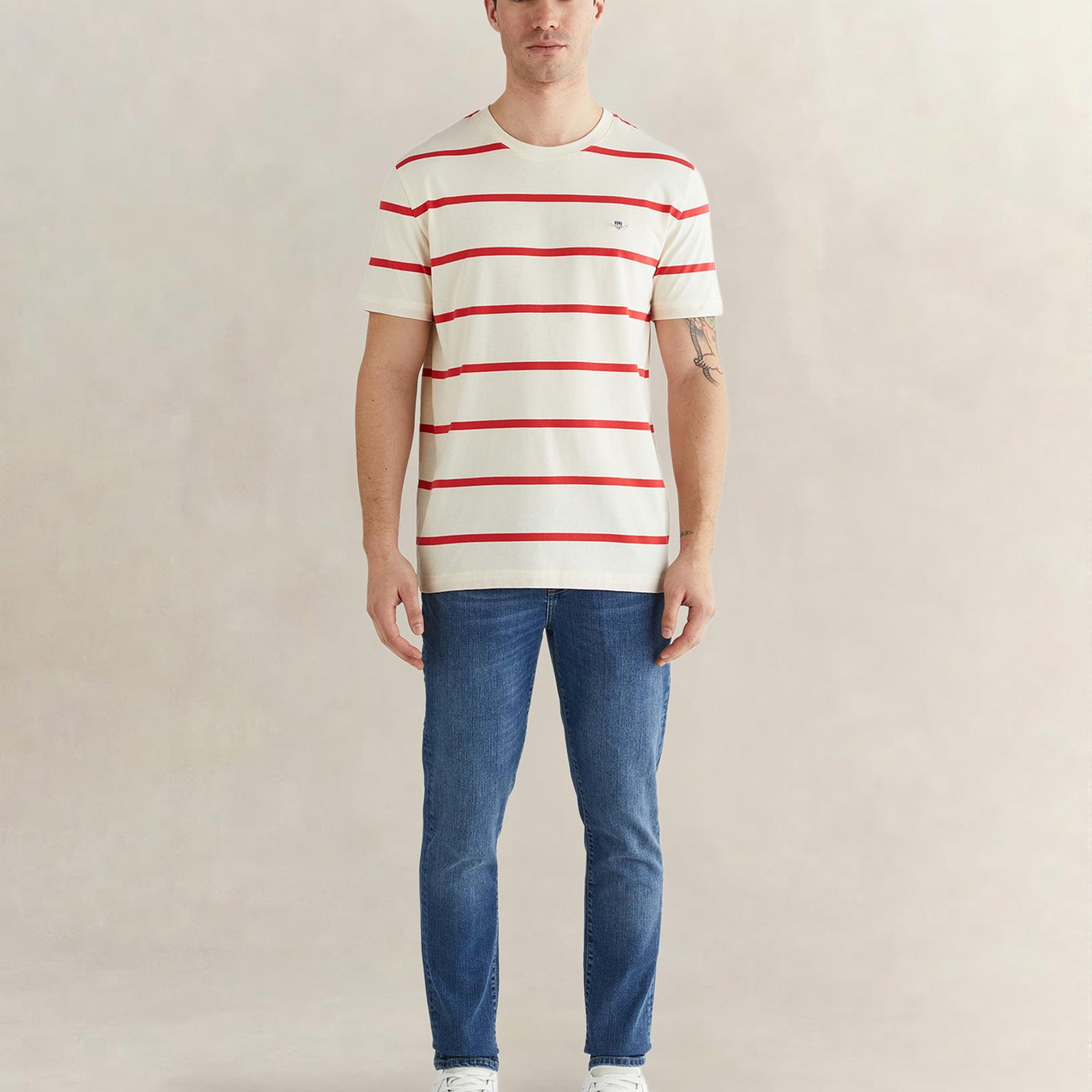 GANT Erkek Krem Renk Bloklu Kısa Kollu Logolu T-Shirt