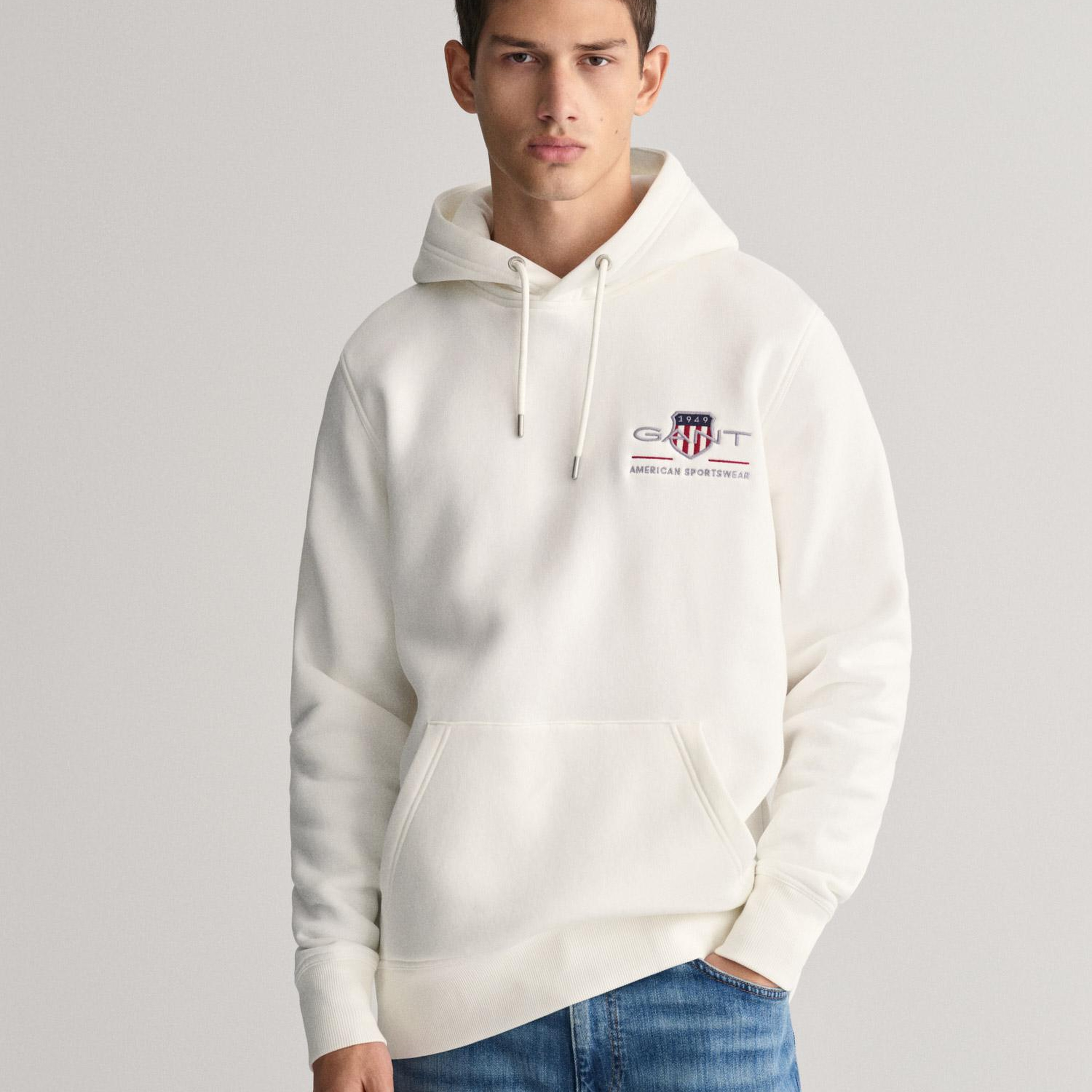 GANT Erkek Krem Regular Fit Kapüşonlu Logolu Sweatshirt