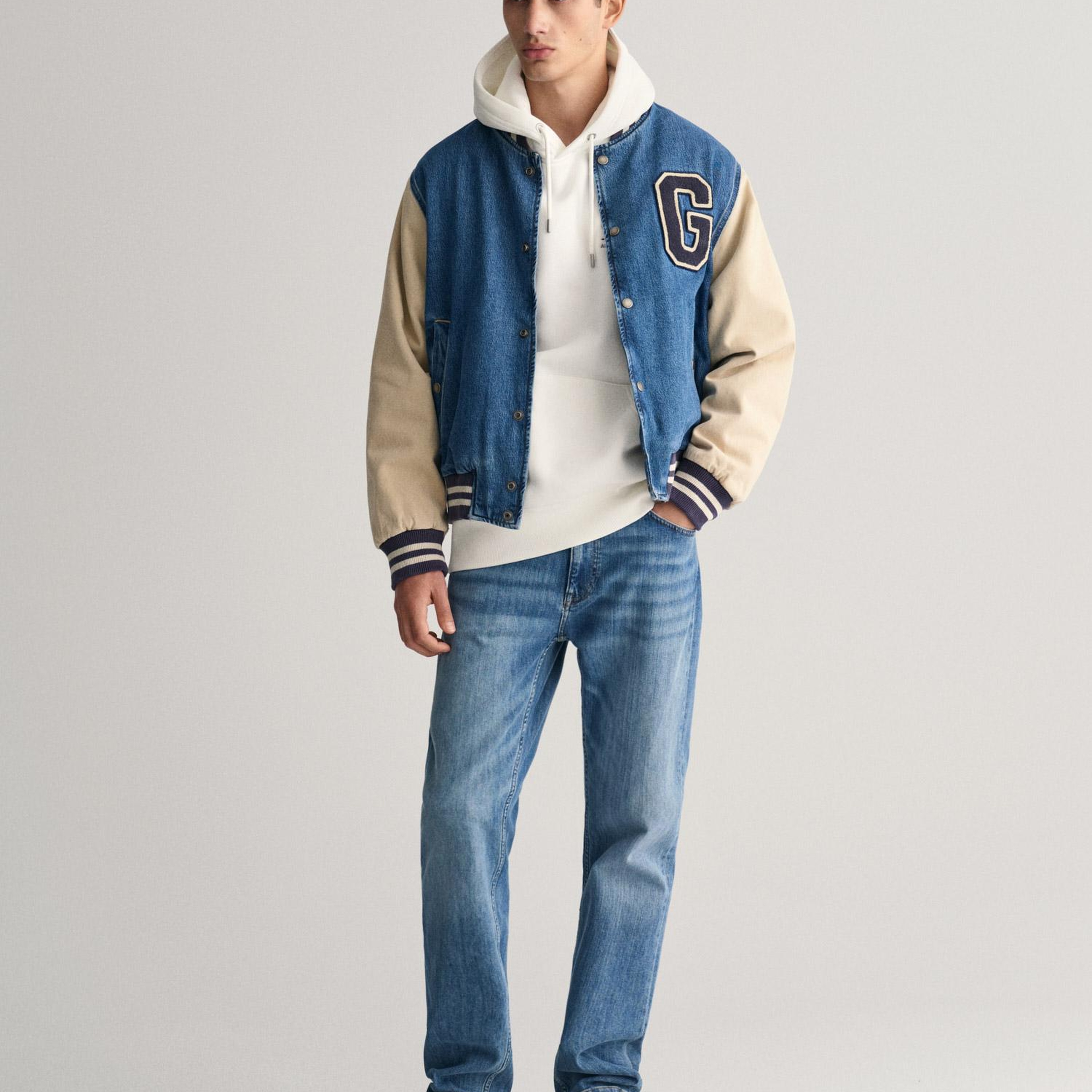 GANT Erkek Krem Regular Fit Kapüşonlu Logolu Sweatshirt