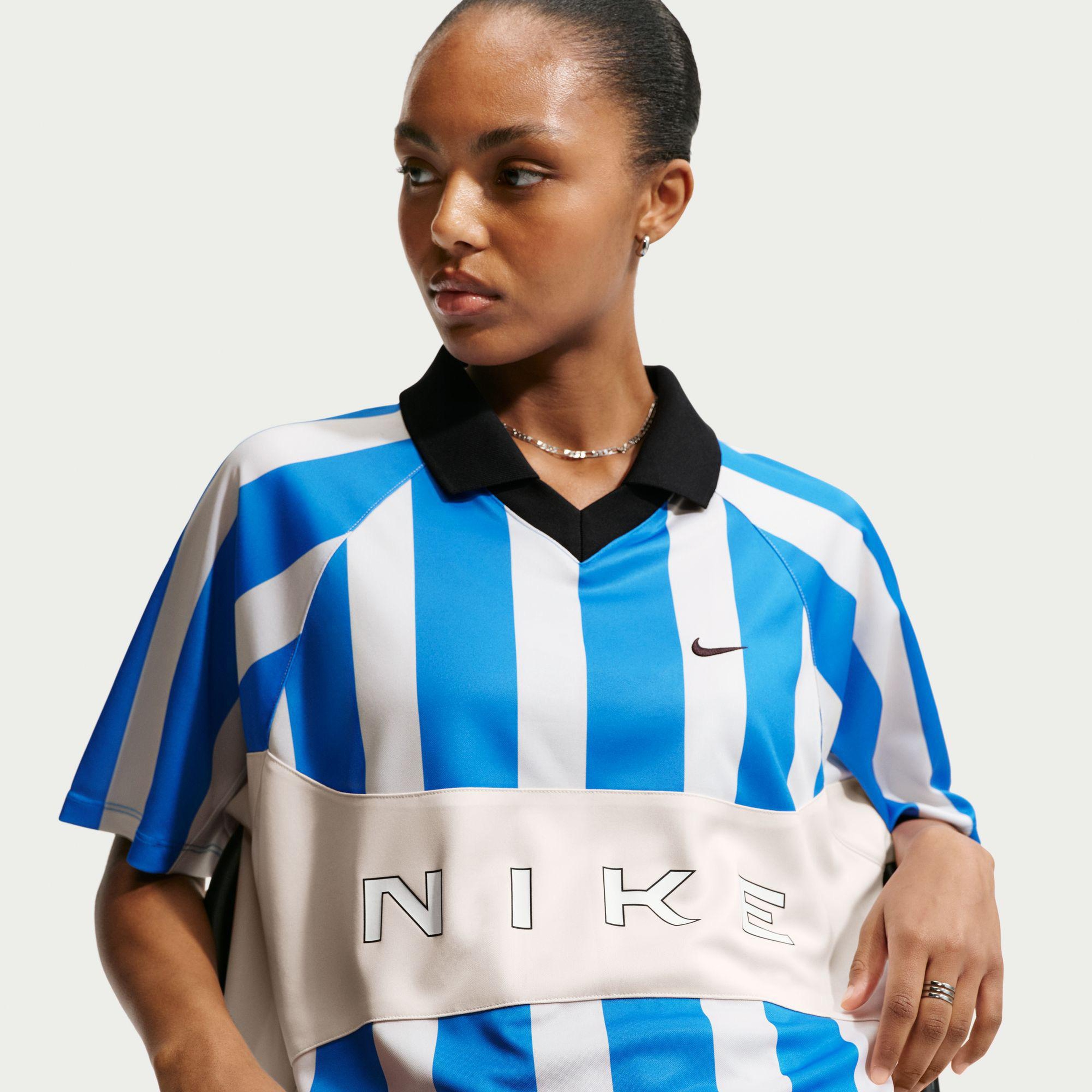 Nike Sportswear Kadın Mavi T-Shirt