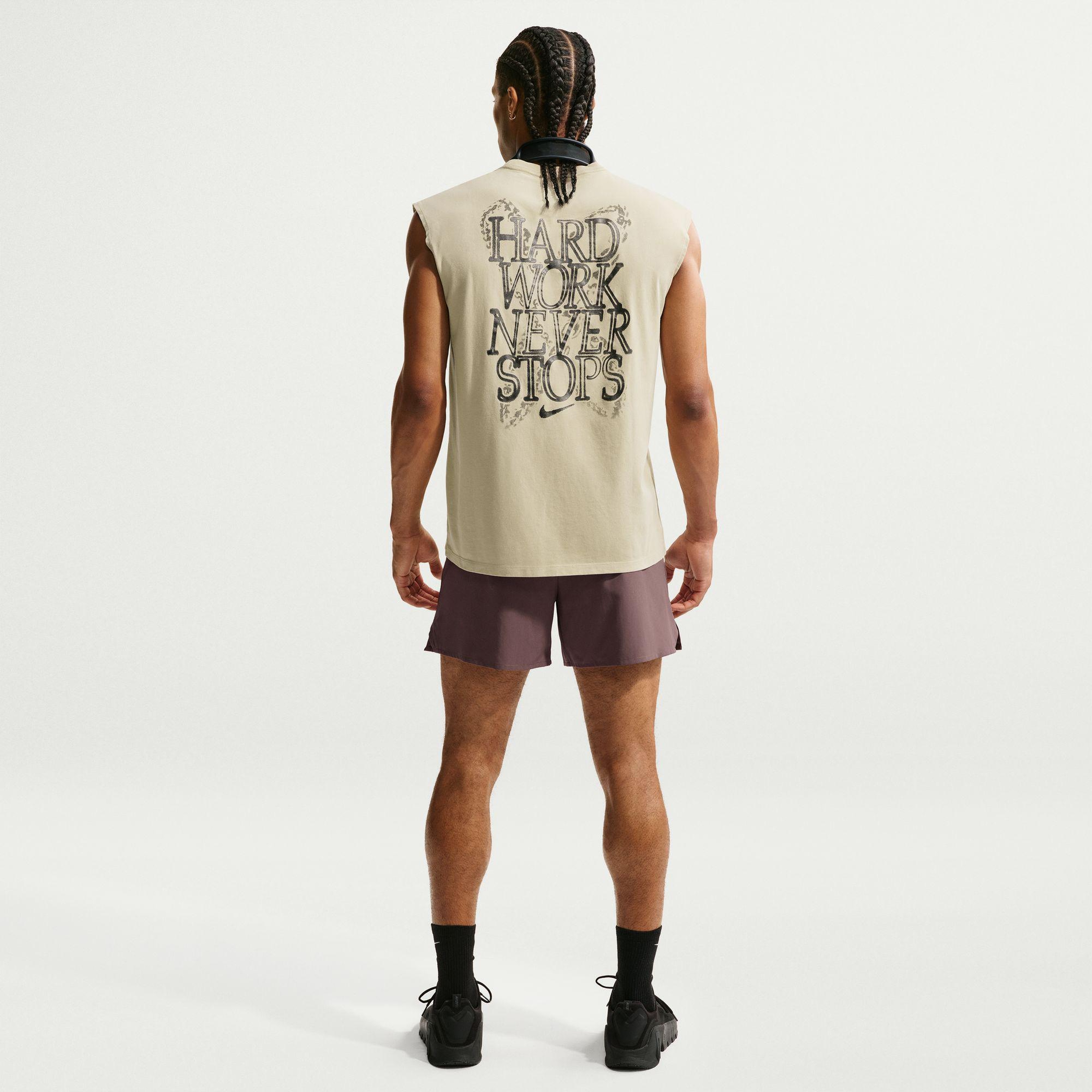 Nike Training Erkek Bej Kolsuz T-Shirt