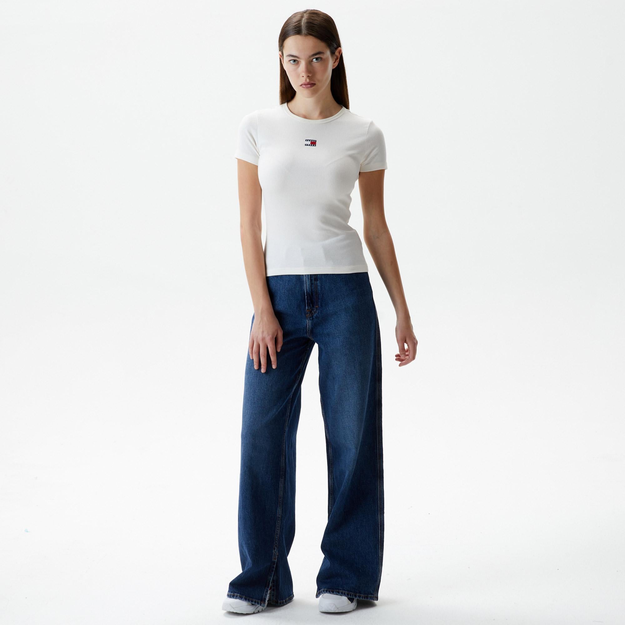 Tommy Jeans Slim Badge Rib Kadın Beyaz T-Shirt