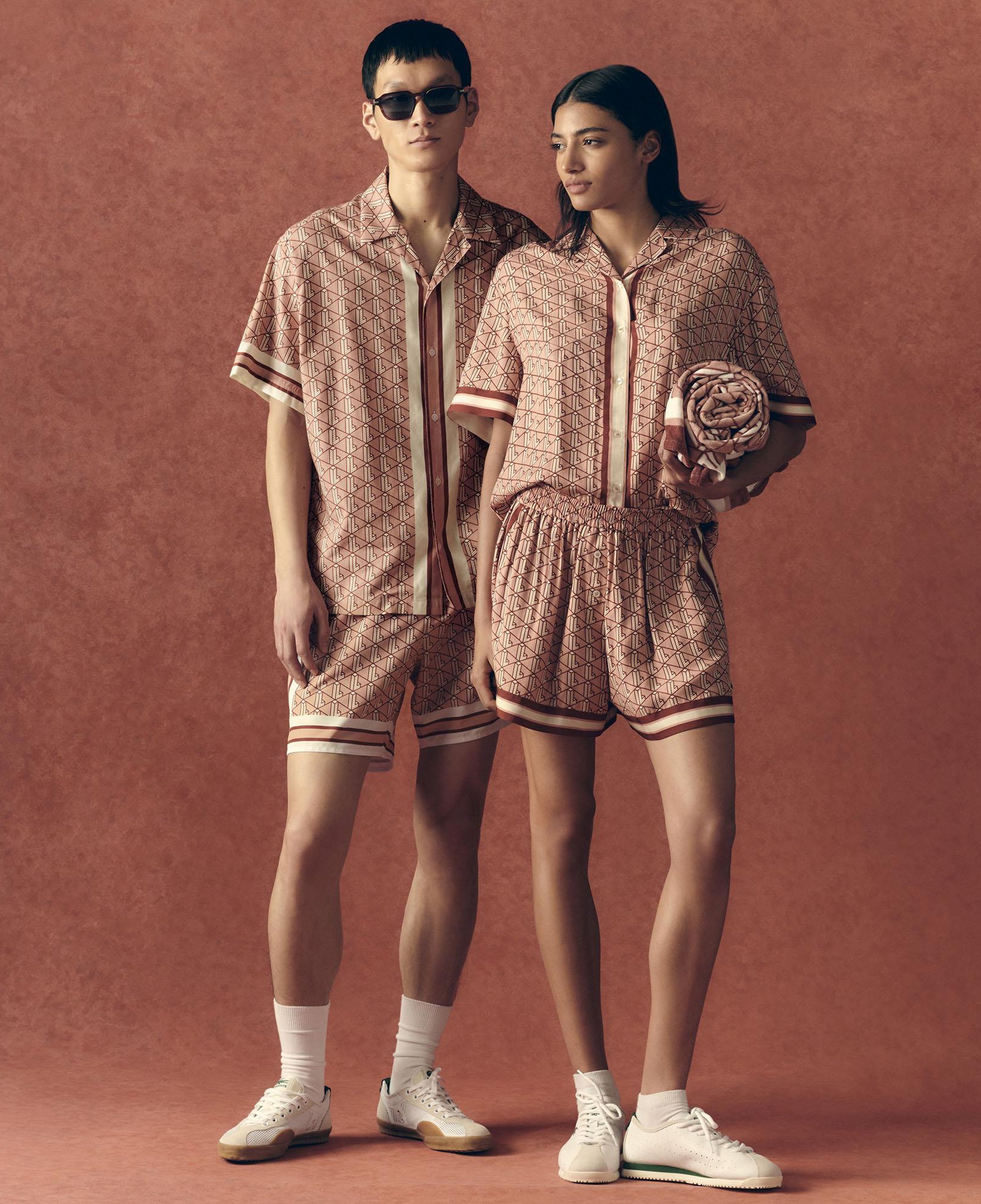 Lacoste Lightweight Monogram Print Erkek Kahverengi Şort