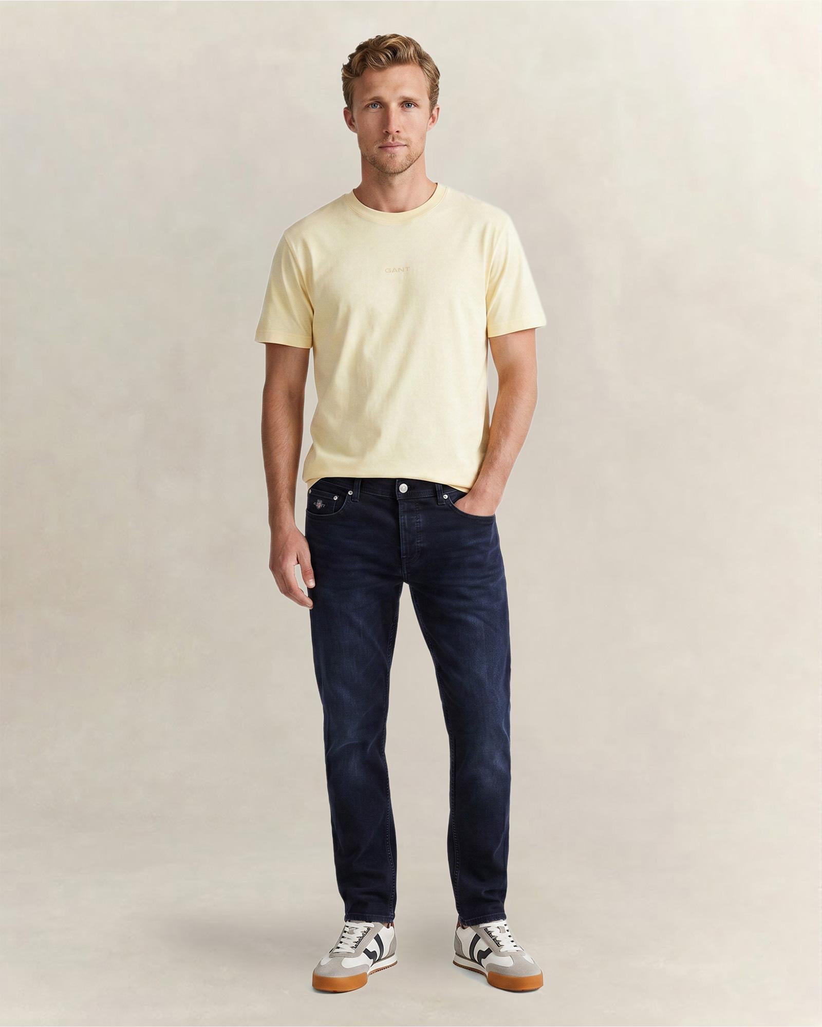 GANT Erkek Lacivert Regular Fit Logolu Jean