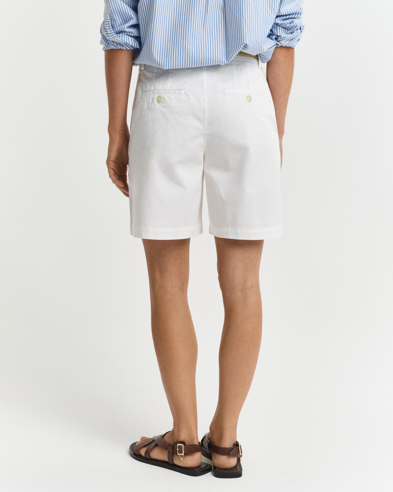 GANT Kadın Beyaz Regular Fit Şort