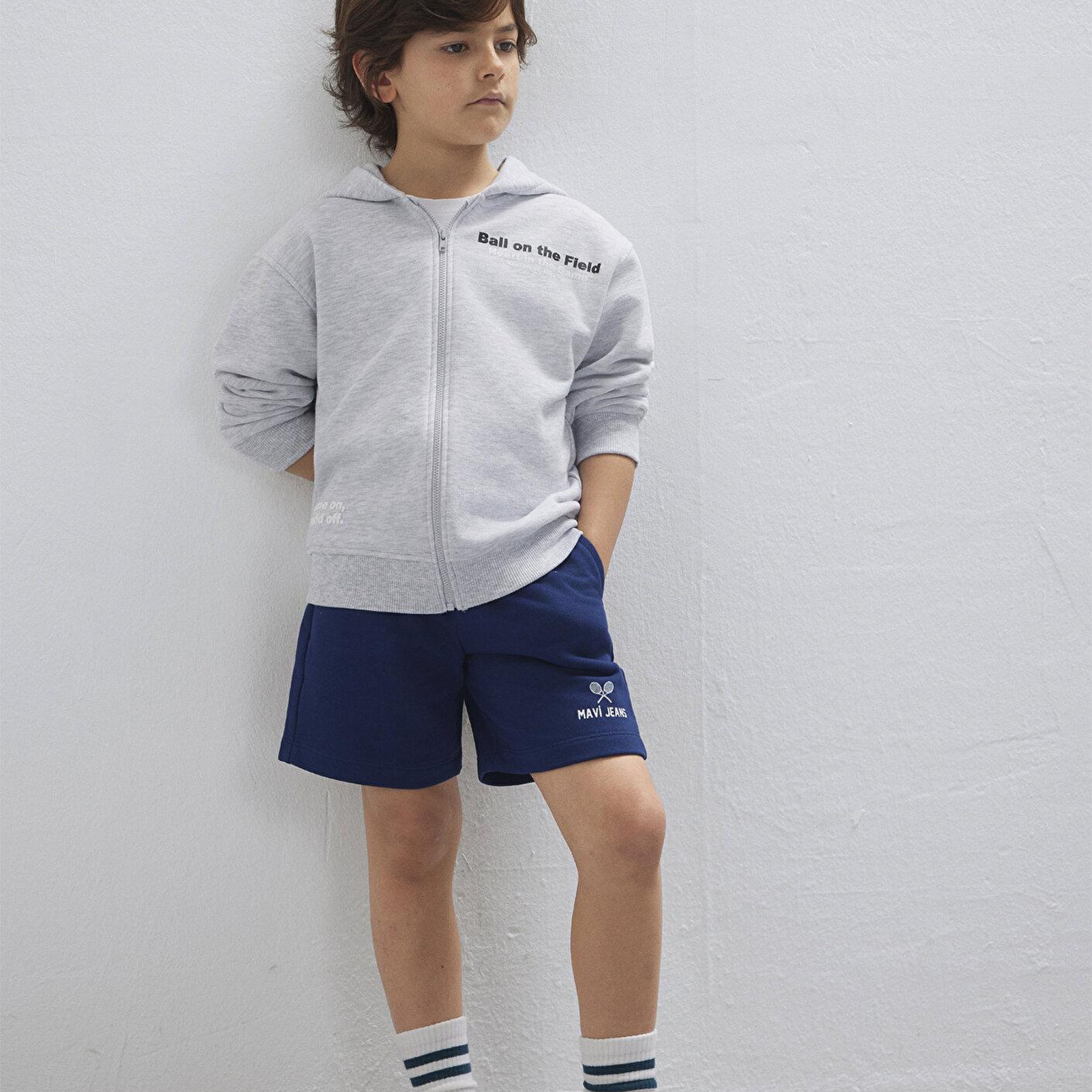 Mavi Sırt Baskılı Kapüşonlu Gri Sweatshirt 6S10182-88467