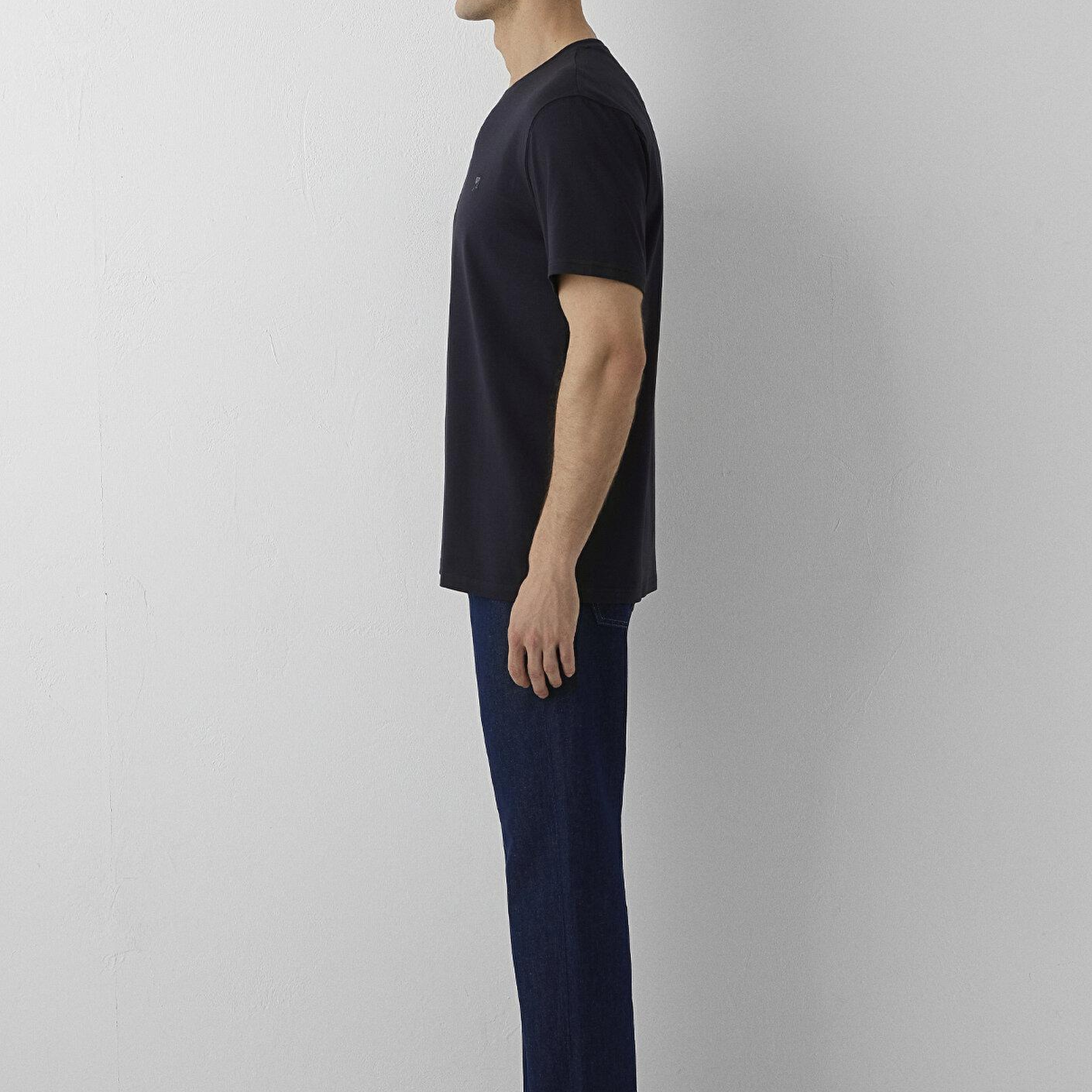 Mavi Lacivert Basic Tişört Regular Fit / Normal Kesim 0612736-70489