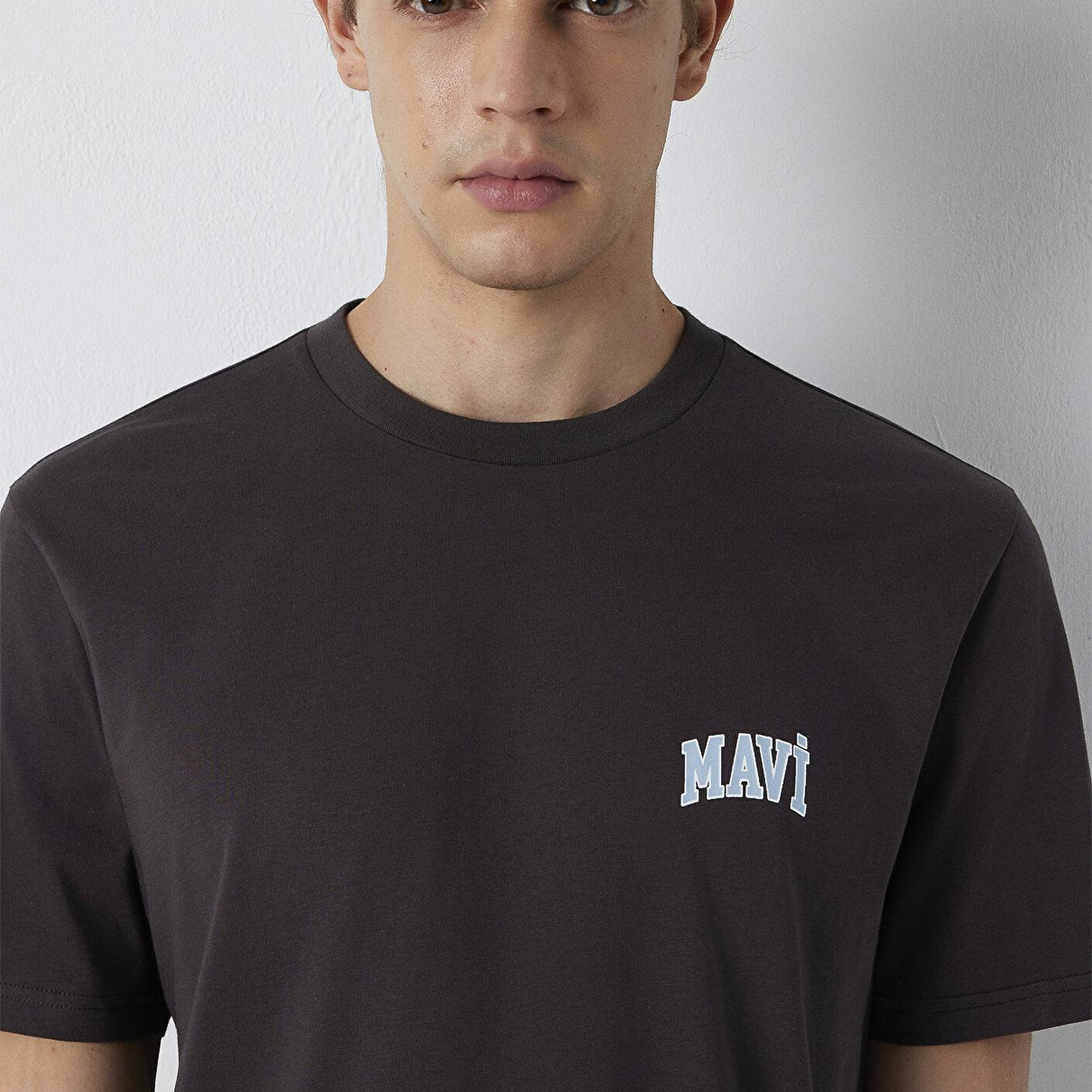 Mavi Mavi Logo Baskılı Kahverengi Tişört Regular Fit / Normal Kesim 0611714-70219