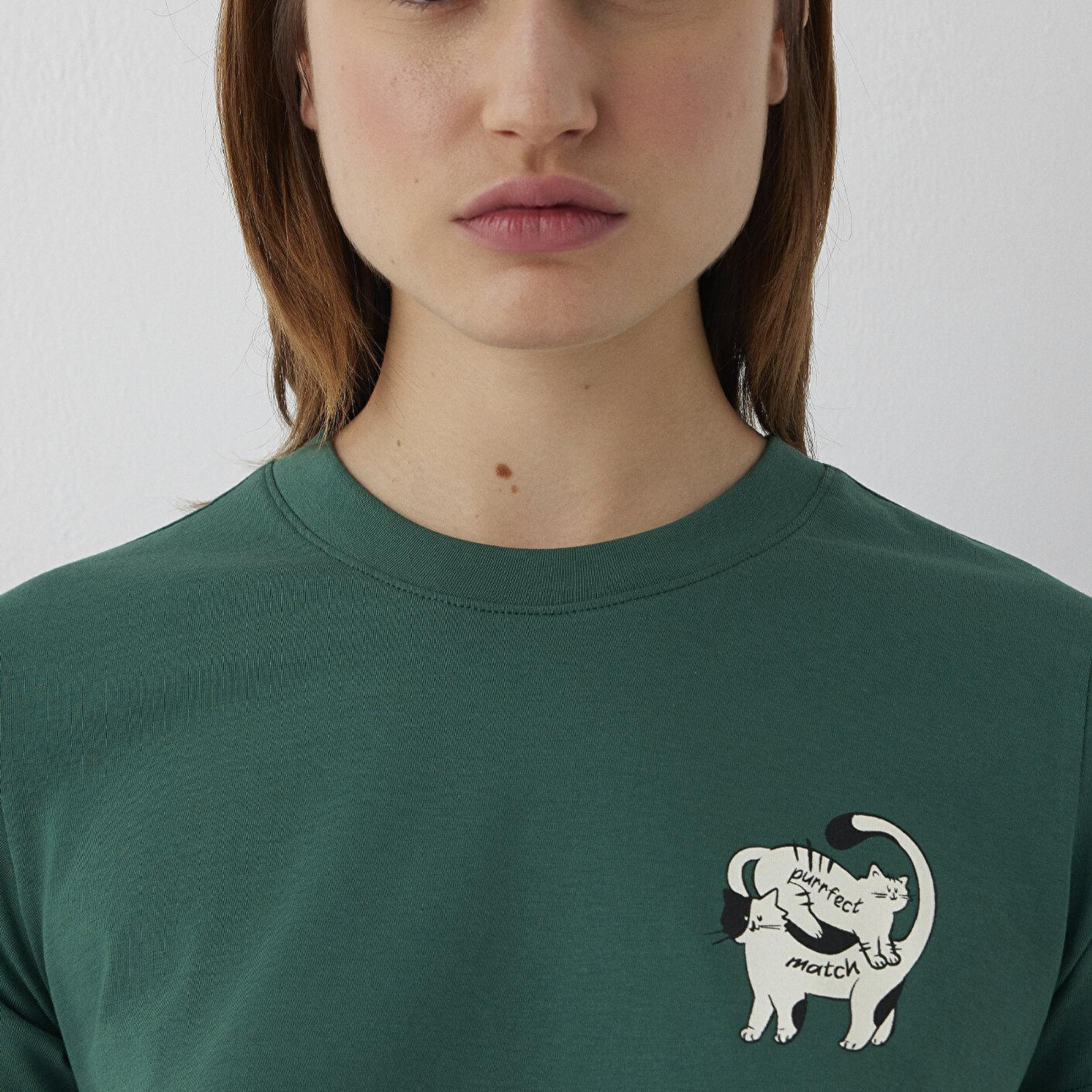 Mavi Kedi Baskılı Yeşil Tişört Slim Fit / Dar Kesim 1614138-71874