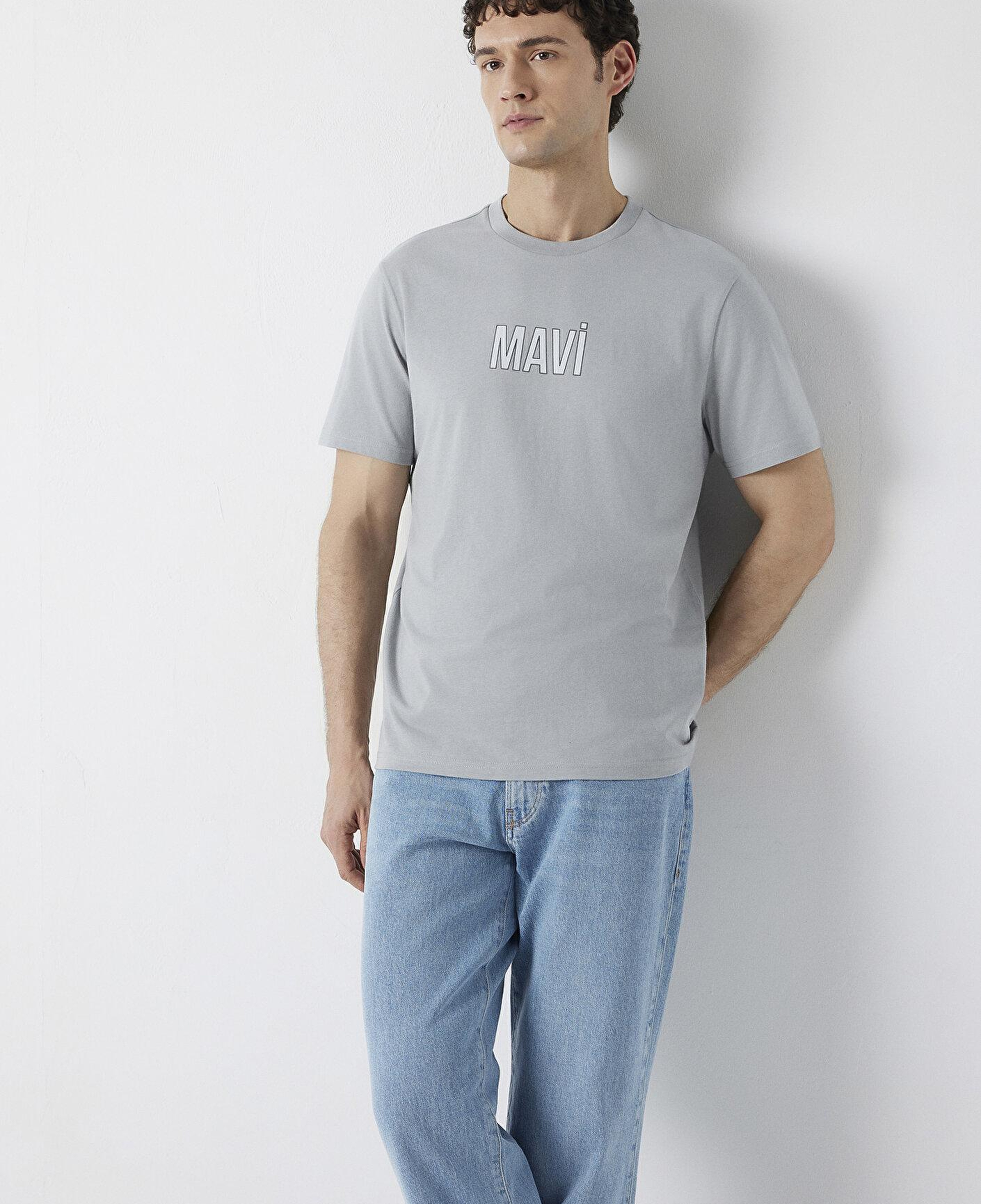 Mavi Mavi Logo Gri Tişört Regular Fit / Normal Kesim 0613186-70098