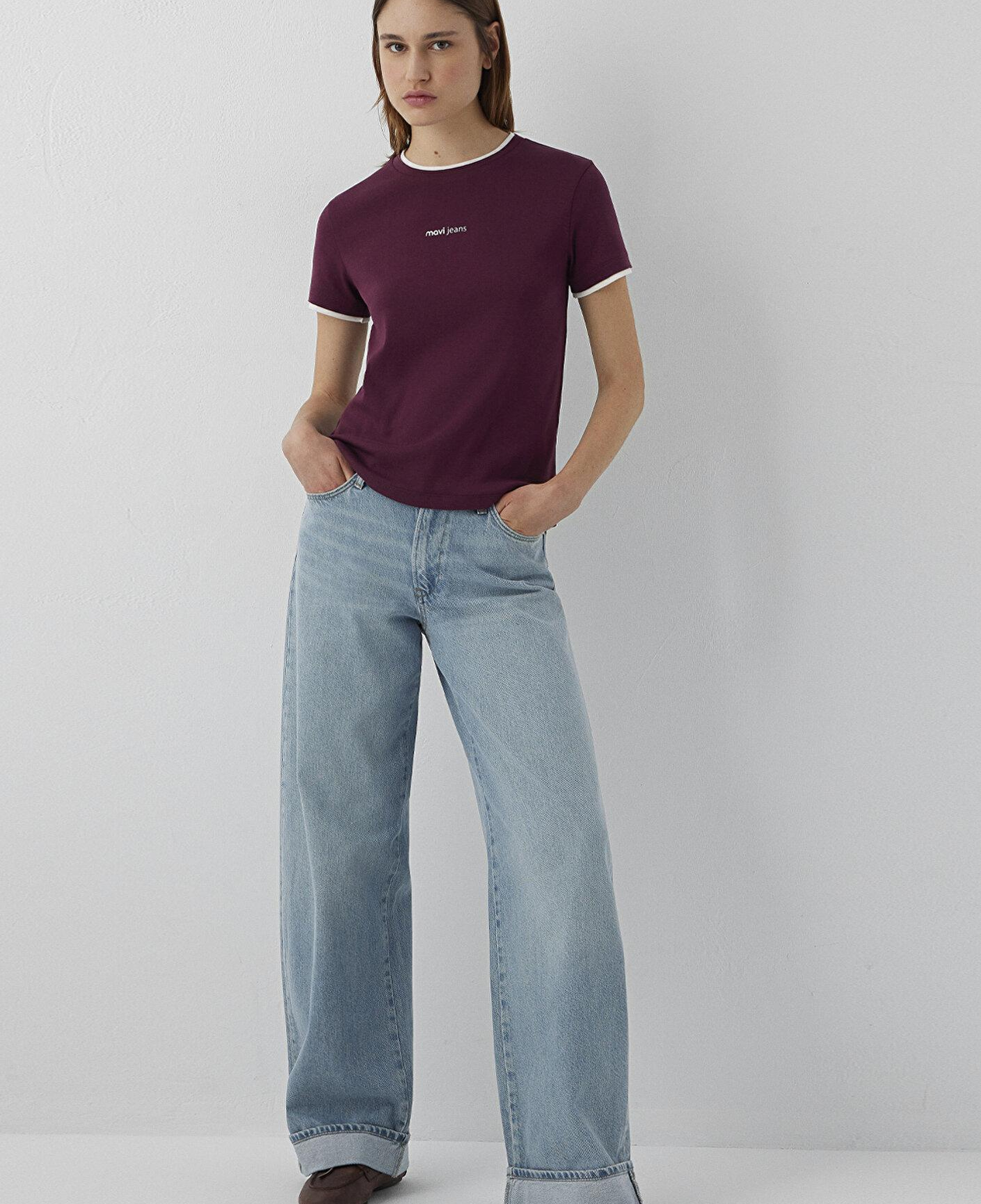 Mavi Mavi Logo Baskılı Bordo Tişört Slim Fit / Dar Kesim 1614200-87830