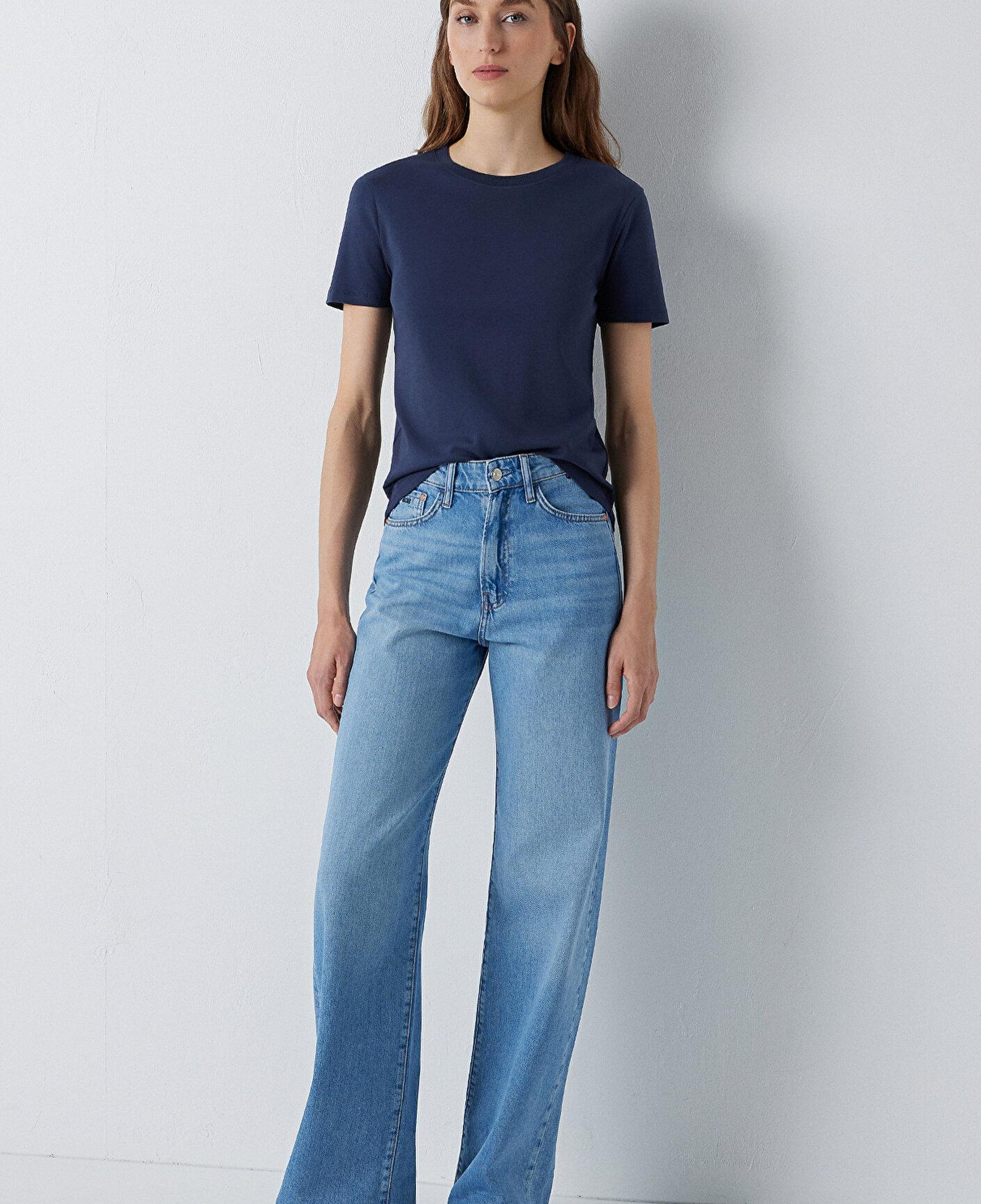 Mavi Siyah Basic Tişört Slim Fit / Dar Kesim 1614181-87524