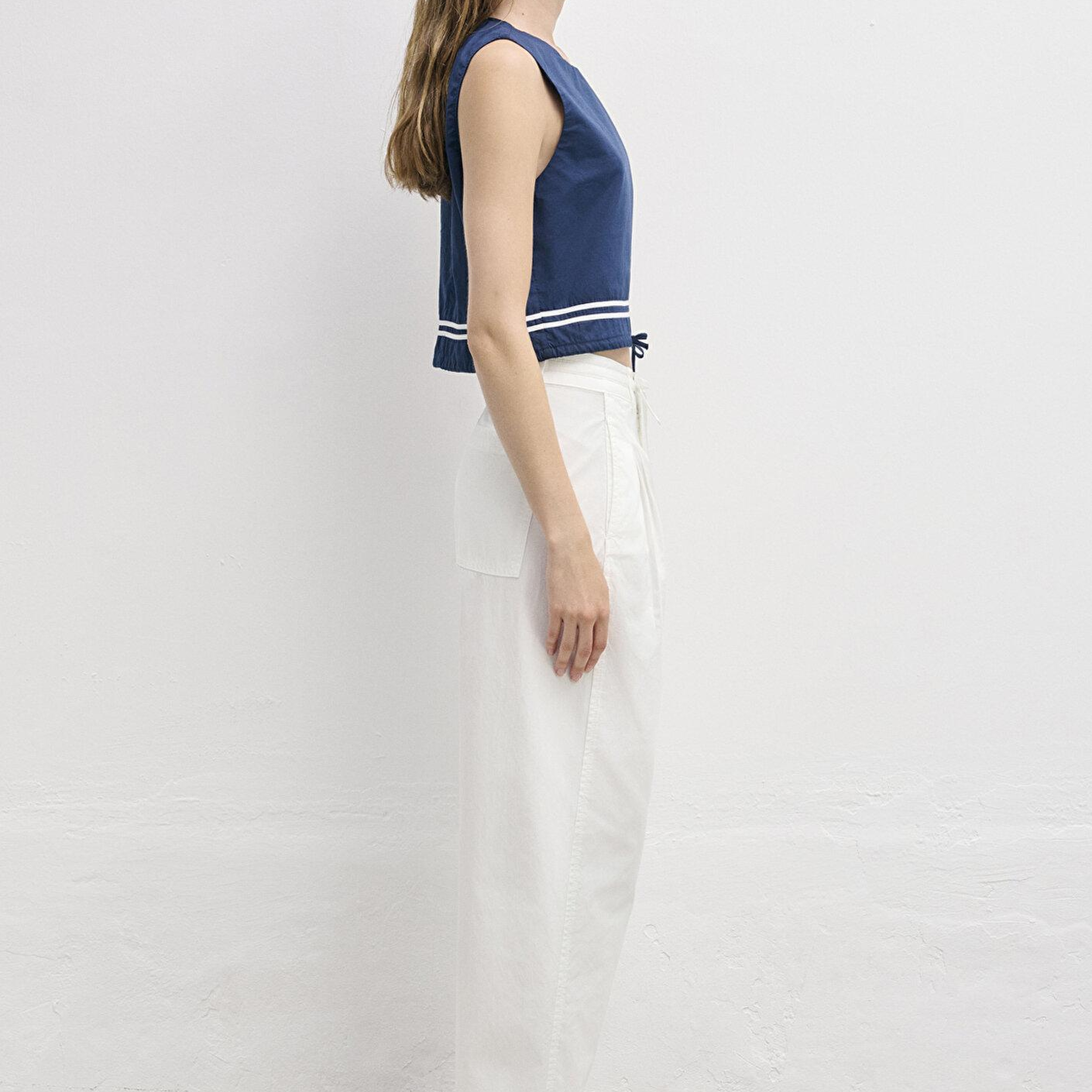 Mavi Bağcık Detaylı Lacivert Crop Bluz 1211602-70488