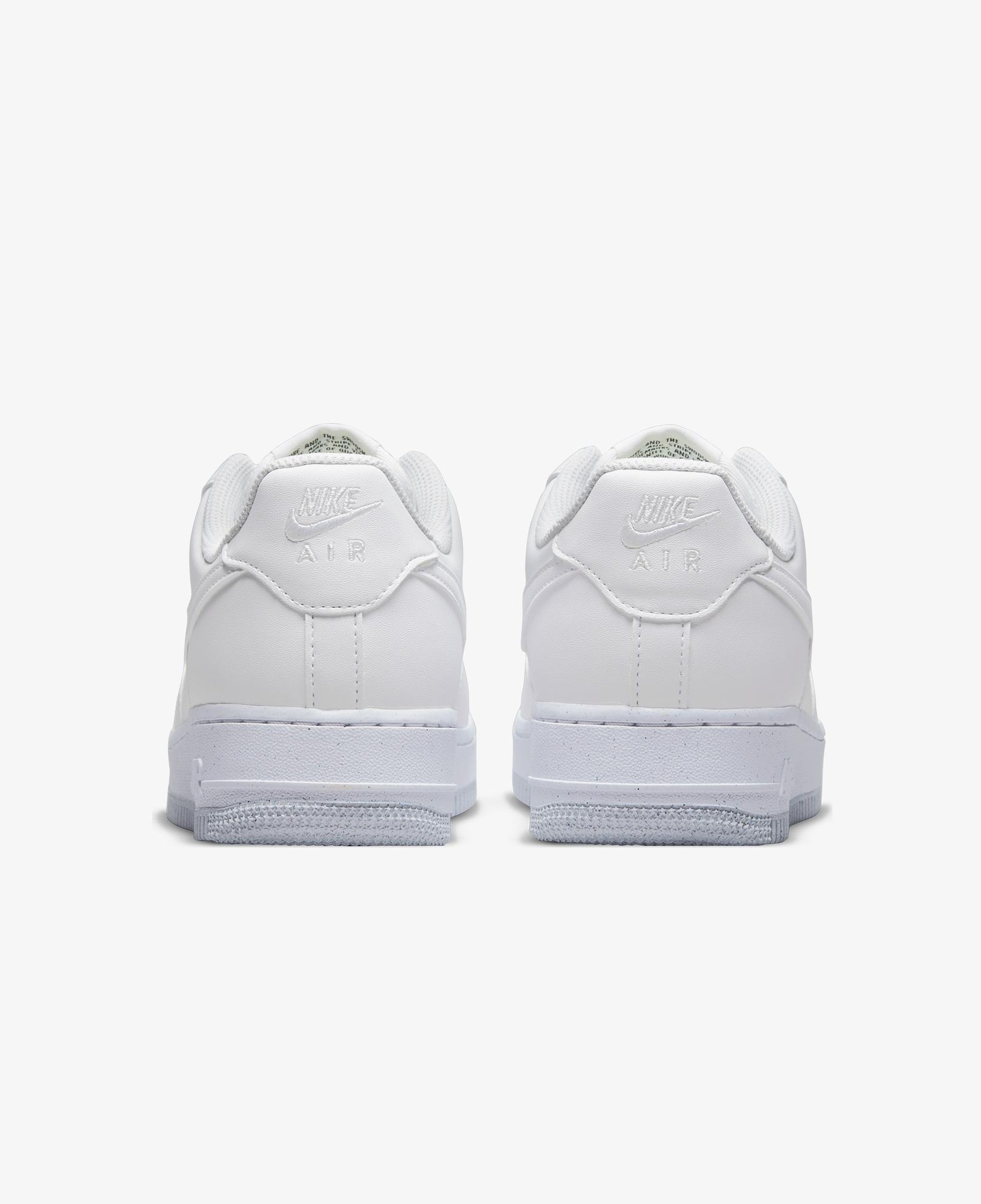 Nike Air Force 1 07 Next Nature Kadın Beyaz Spor Ayakkabı