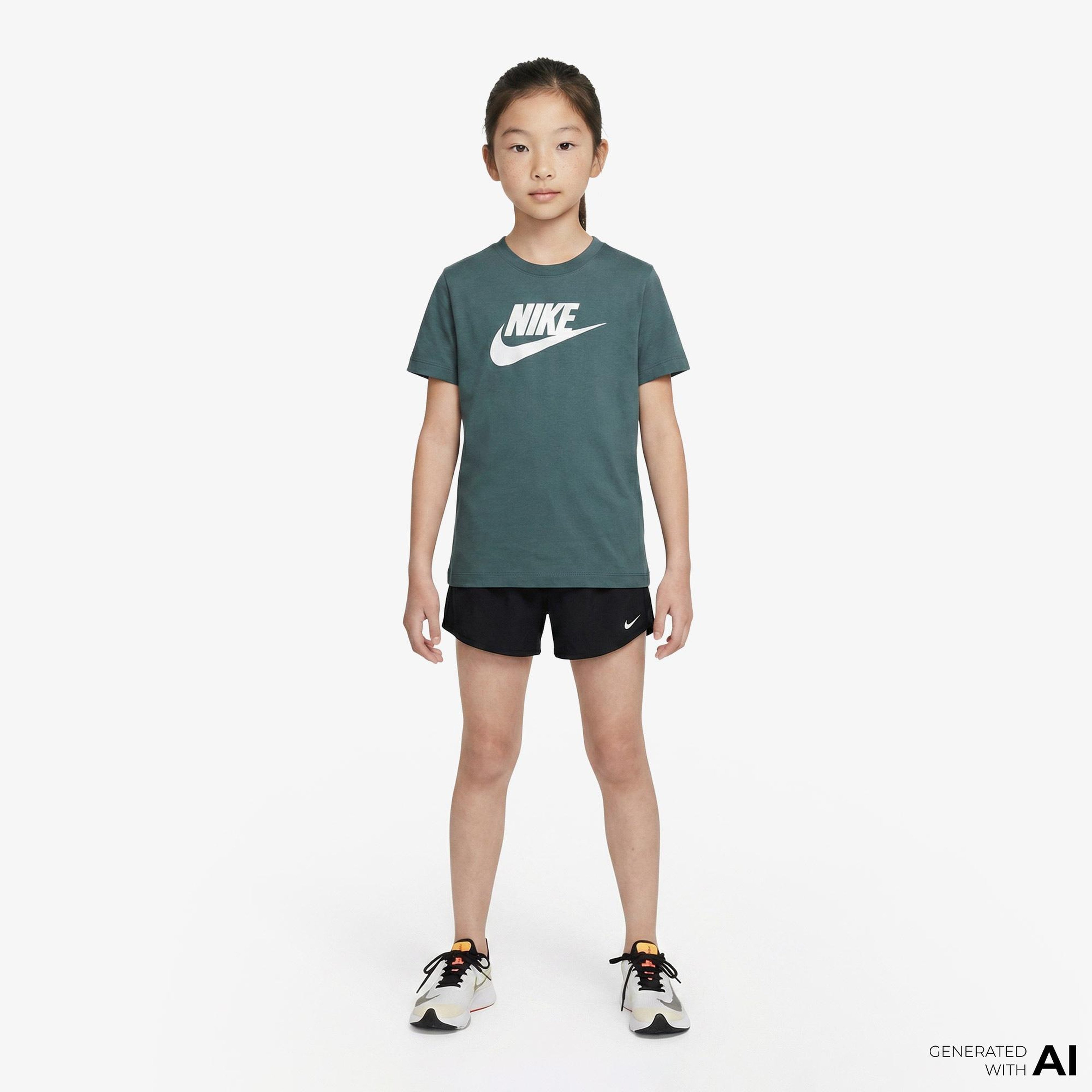 Nike Sportswear Futura Çocuk Yeşil T-Shirt
