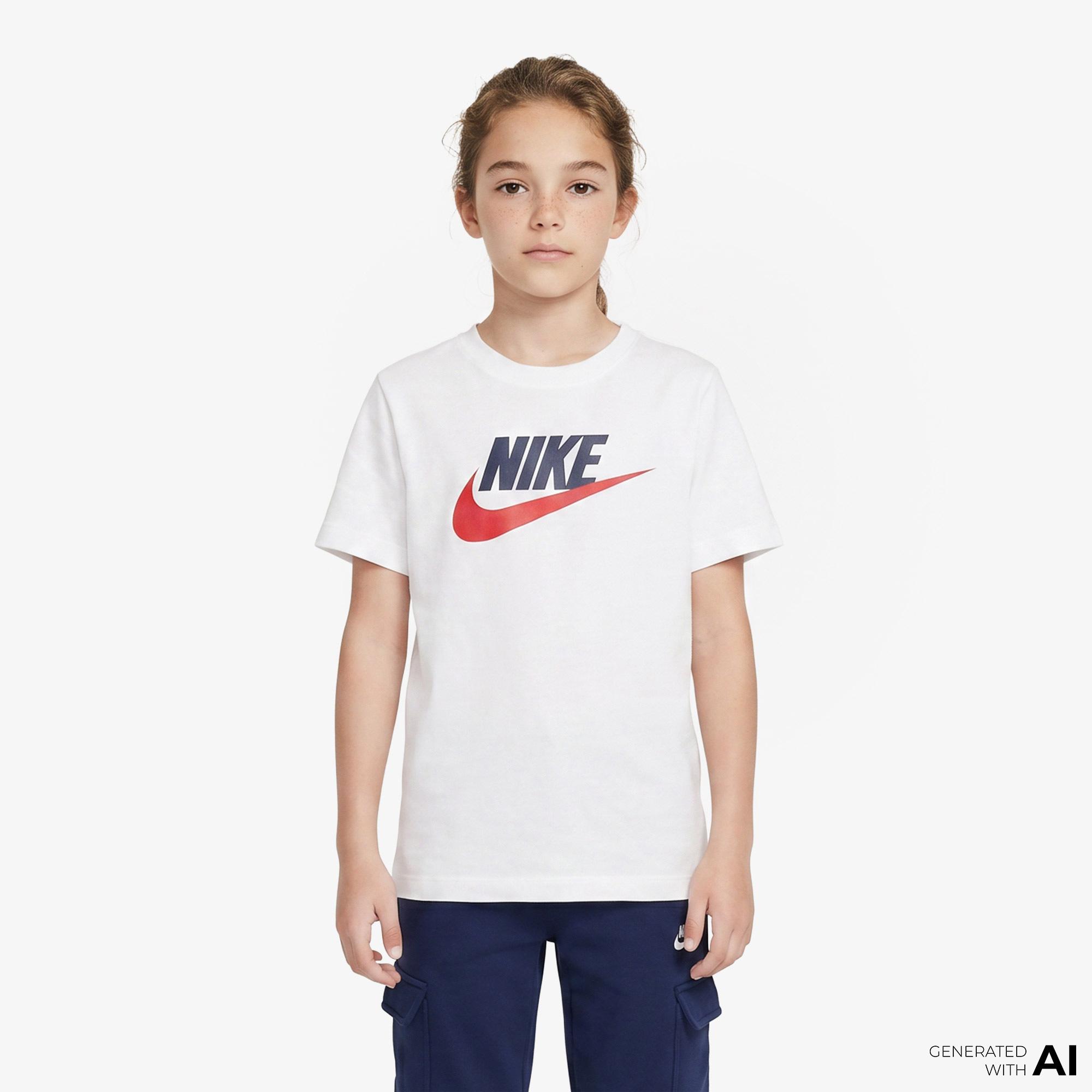 Nike Sportswear Futura Çocuk Beyaz T-Shirt