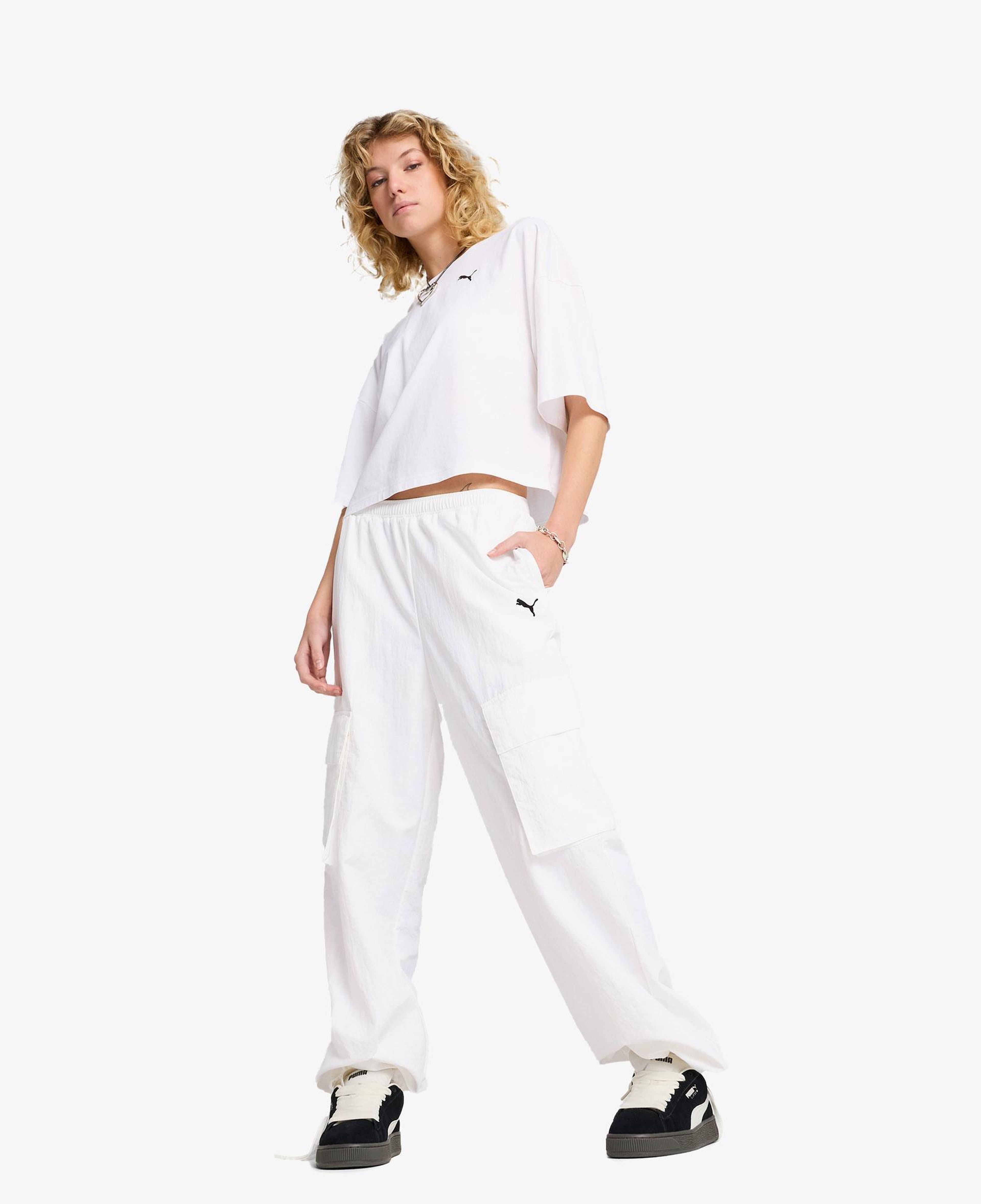 Puma Wardrobe Essentials Oversized  Kadın Beyaz T-Shirt